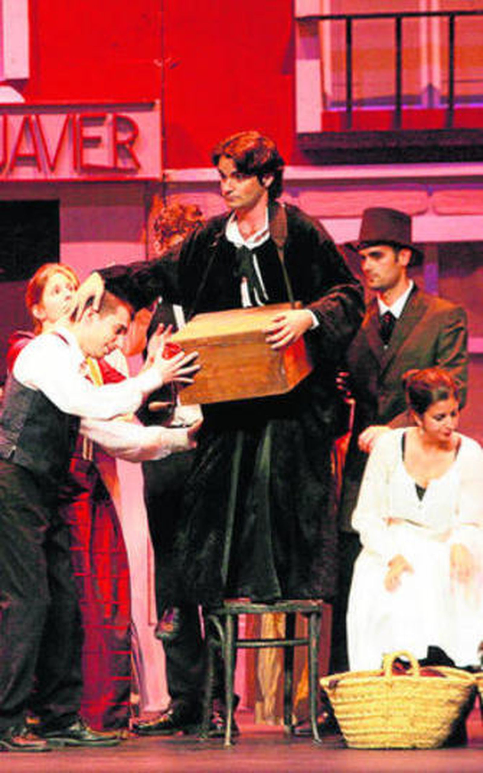 'Luisa Fernanda' cerró el sábado la programación del Teatro Villamarta.