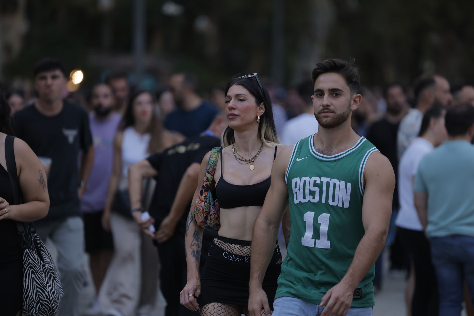 Búscate en las fotos del concierto de Bizarrap