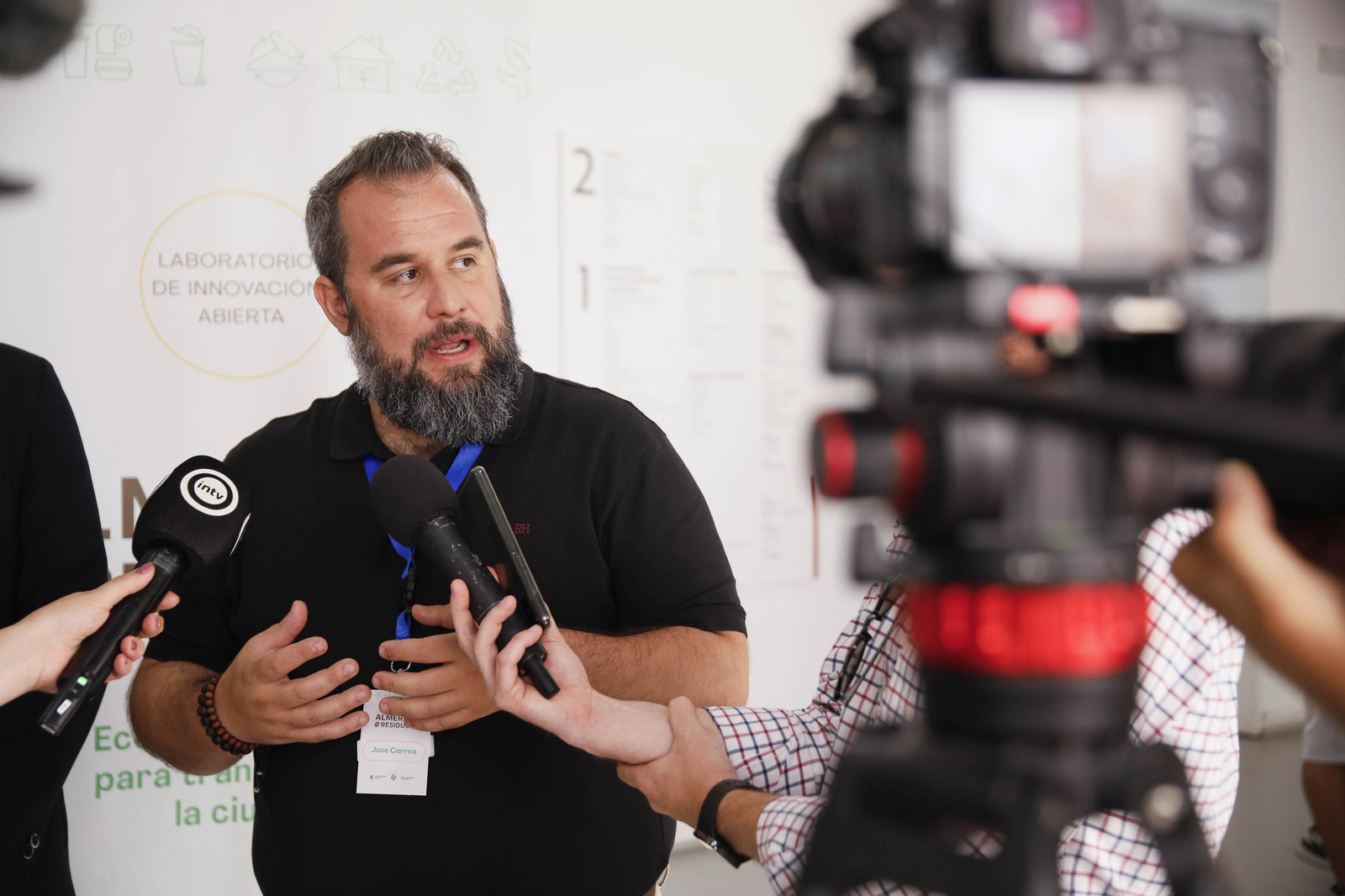 LAB de Innovación Abierta ‘Almería Residuo Cero: la economía circular para transformar la ciudad’, en imágenes