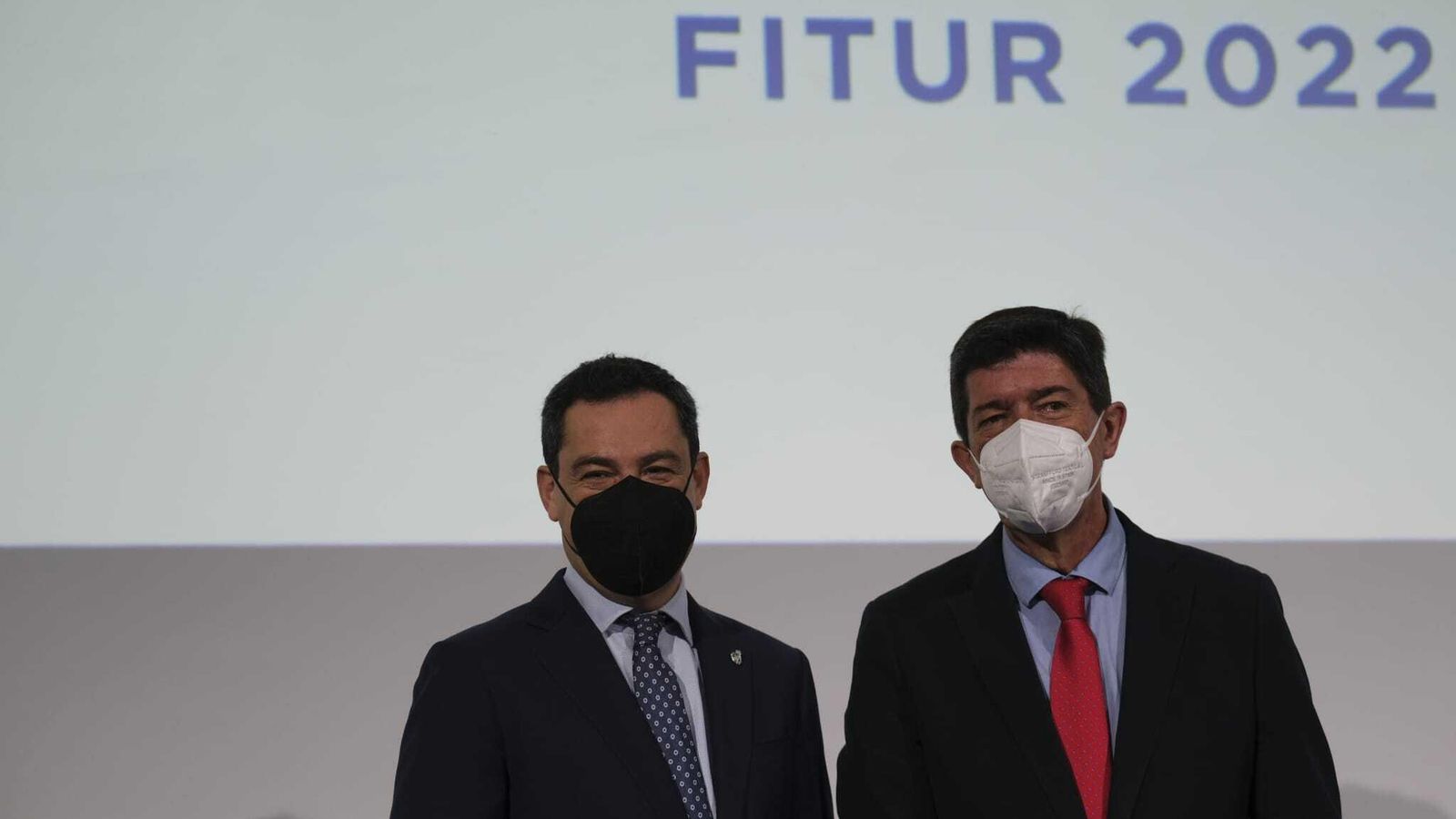 Presidente y vicepresidente antes de su intervención.