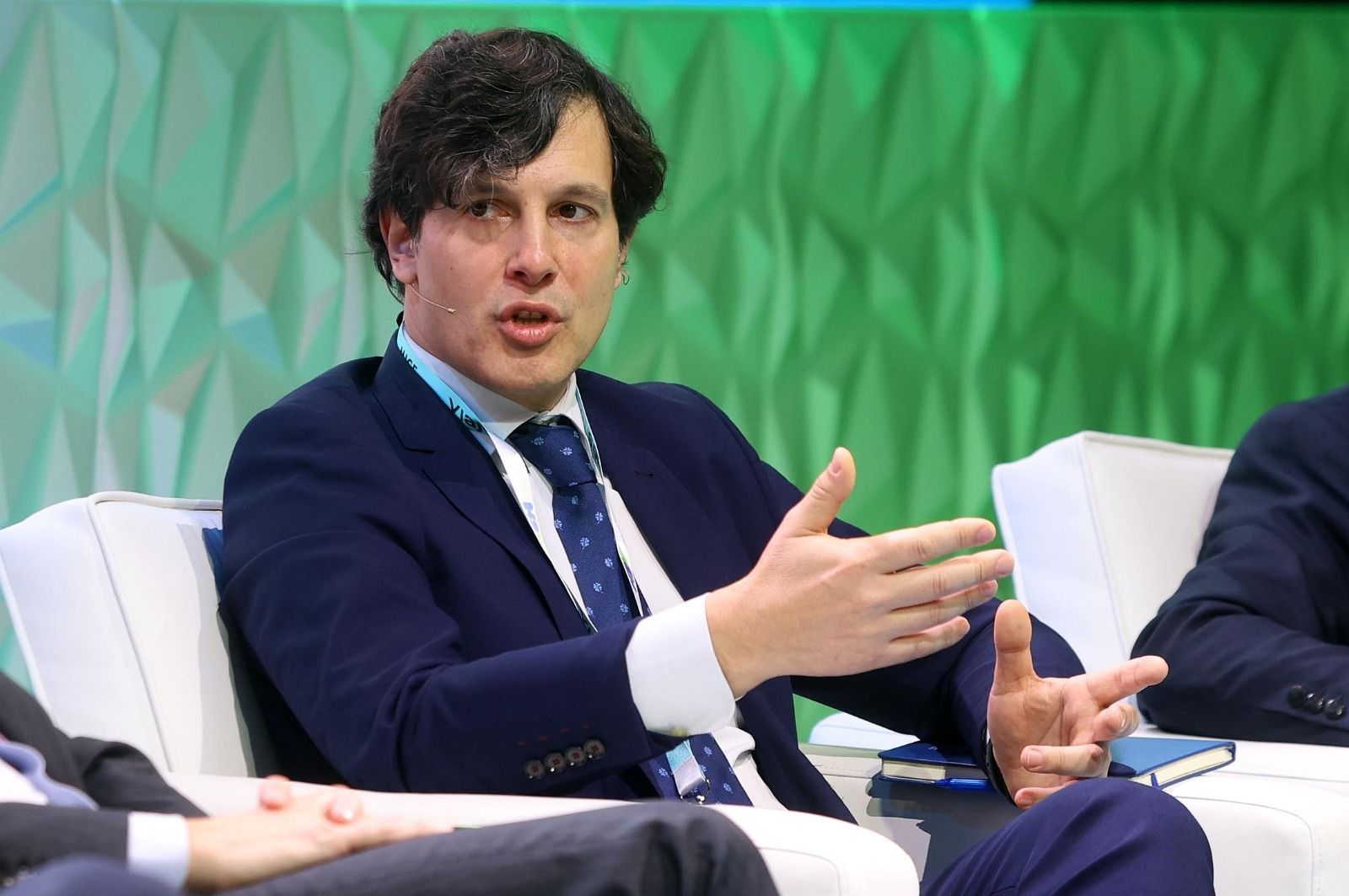 Imágenes de la mesa redonda 'H2V como vector de descarbonización' este viernes en Huelva