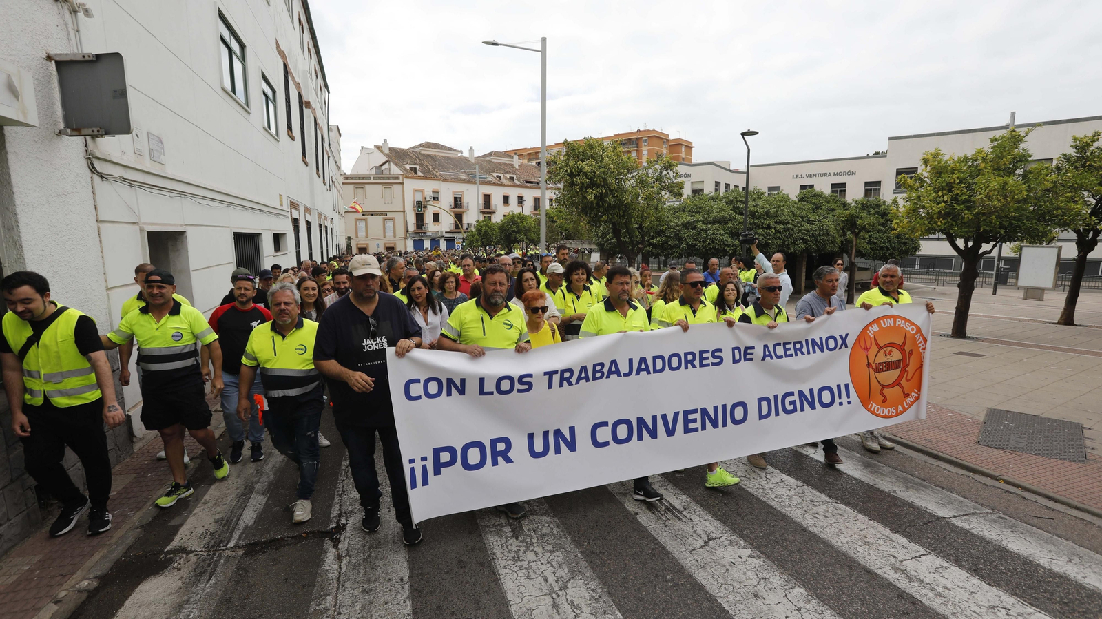 La plantilla de Acerinox celebra una nueva manifestación en Algeciras, en imágenes