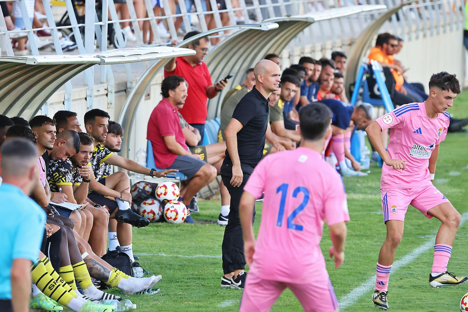 Imágenes del Trofeo de la Bella entre el San Roque de Lepe y el Recreativo de Huelva