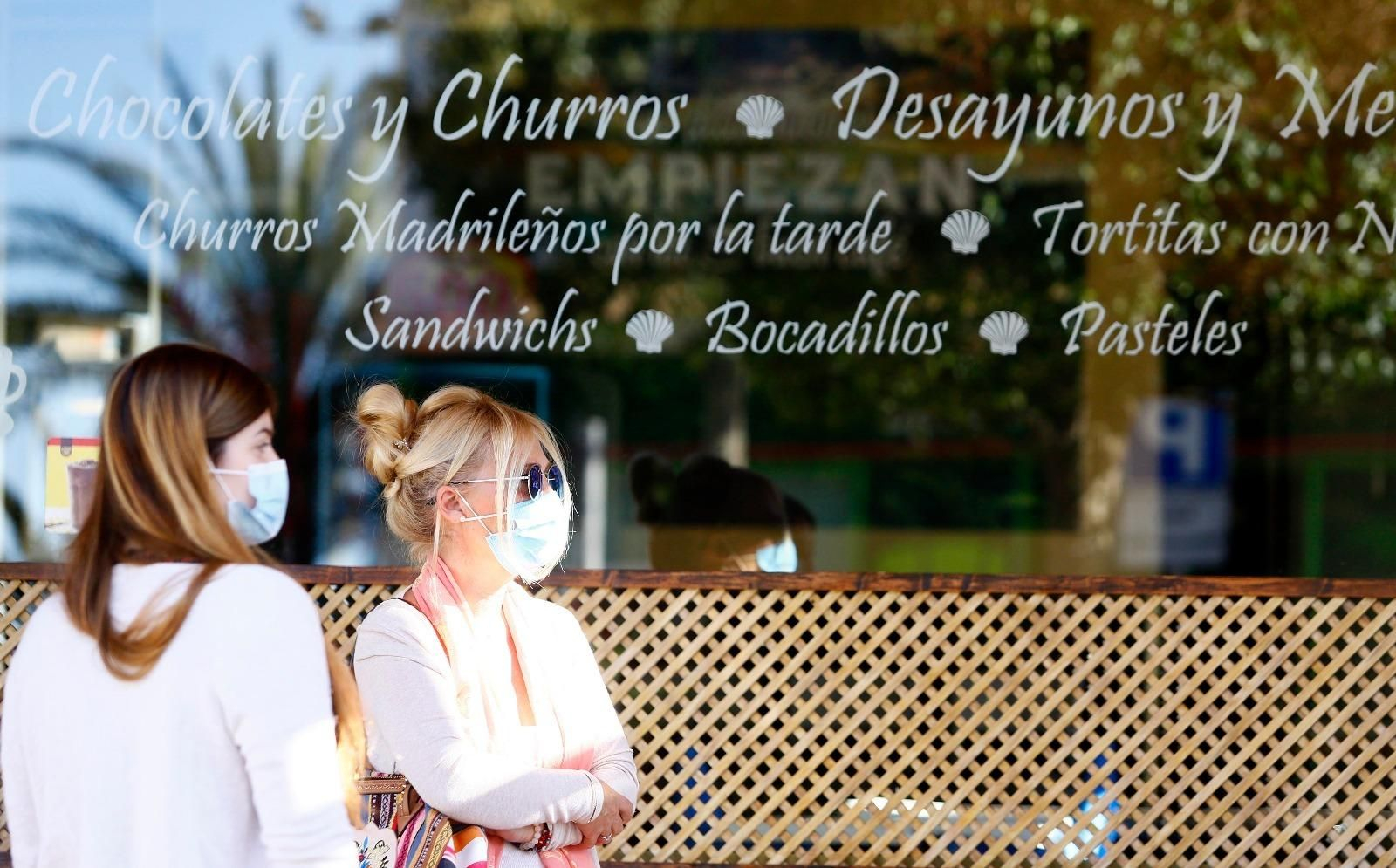 Desescalada en Málaga: Vuelven las terrazas a Rincón de la Victoria