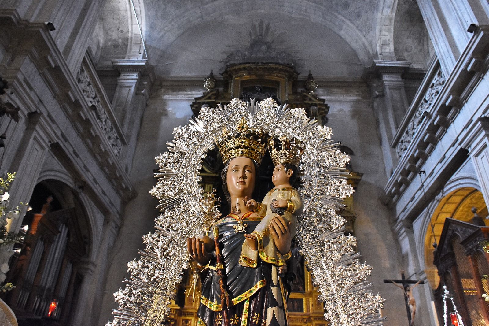 La Virgen de la Hiniesta, titular gloriosa de la cofradía de San Julián