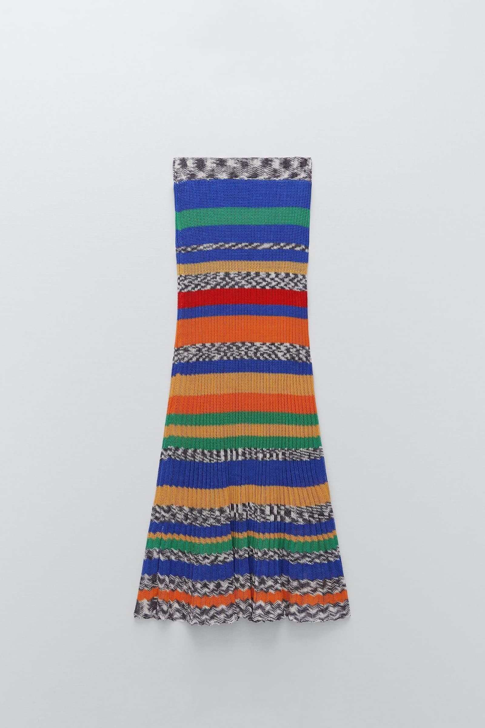 La falda de punto de Zara.