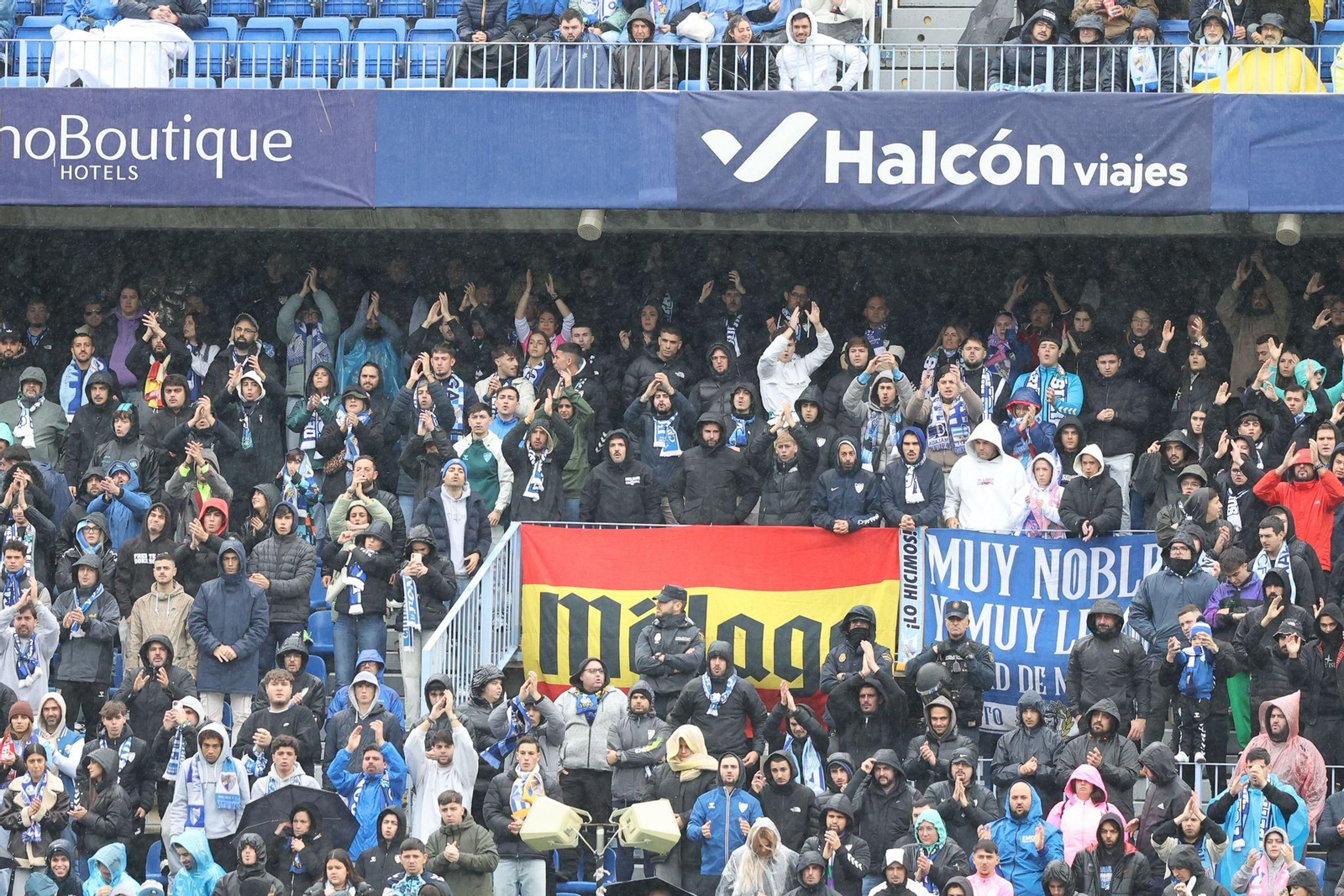 Búscate en las gradas de La Rosaleda en el Málaga CF-Almería