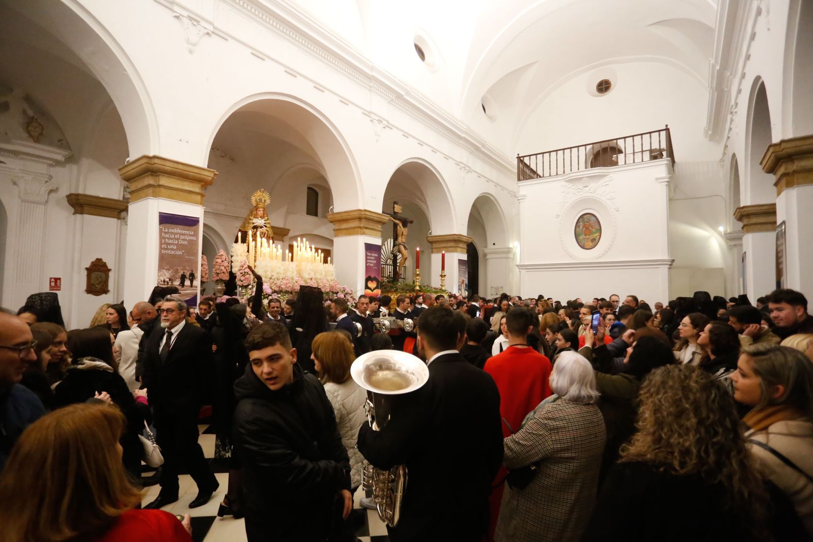 Fotos del Viernes Santo en Los Barrios: Buena Muerte y Mayor Dolor