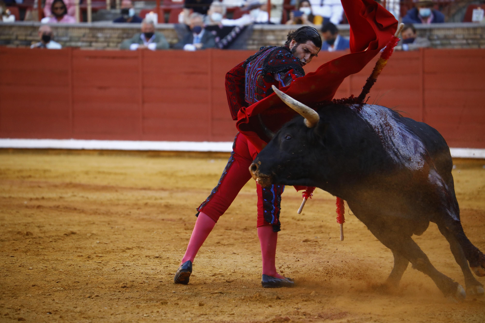 El mano a mano de Finito y Morante en la Feria Taurina de Córdoba, en imágenes