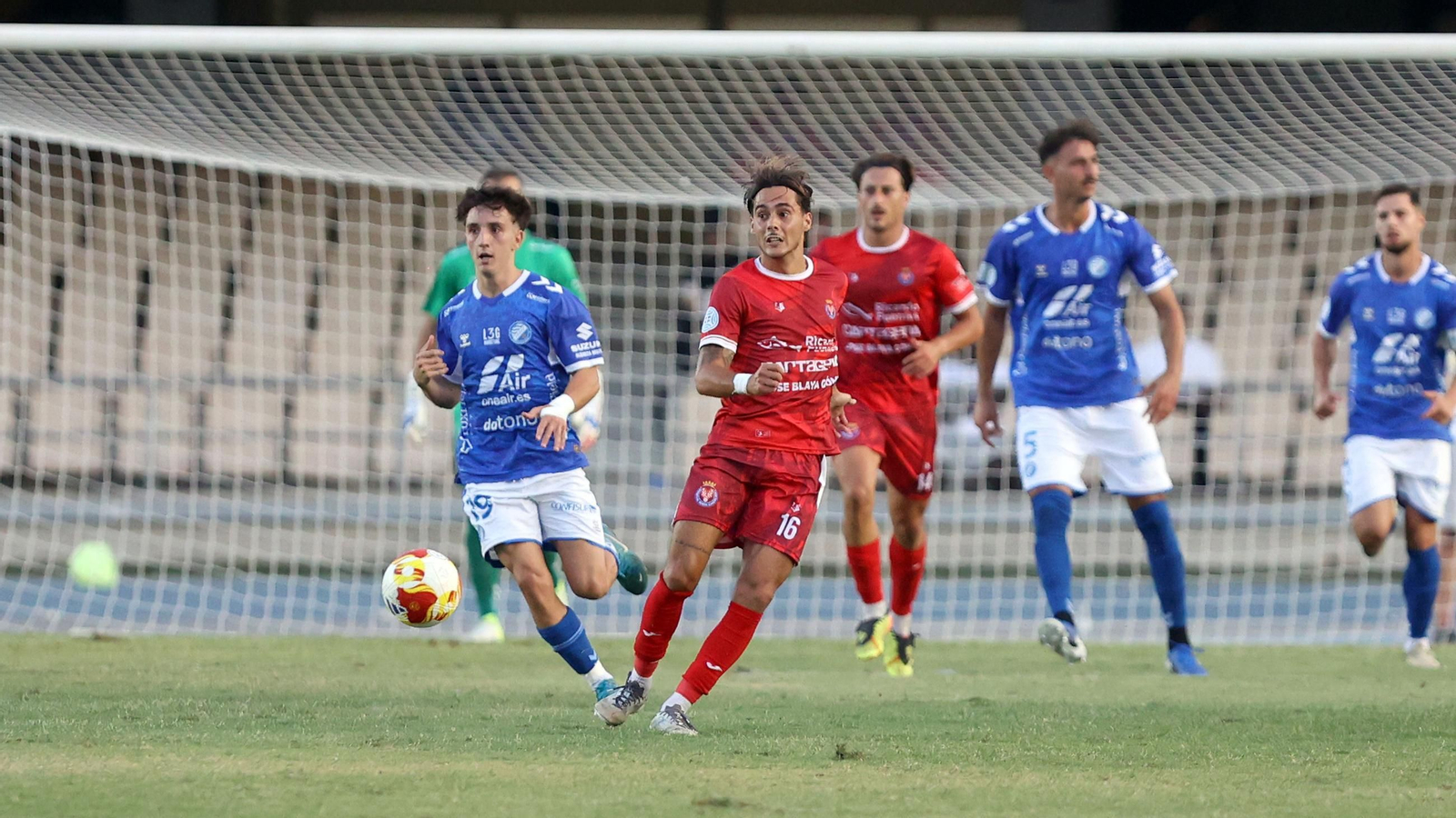 Imágenes del Xerez DFC y la Deportiva Minera en Chapín