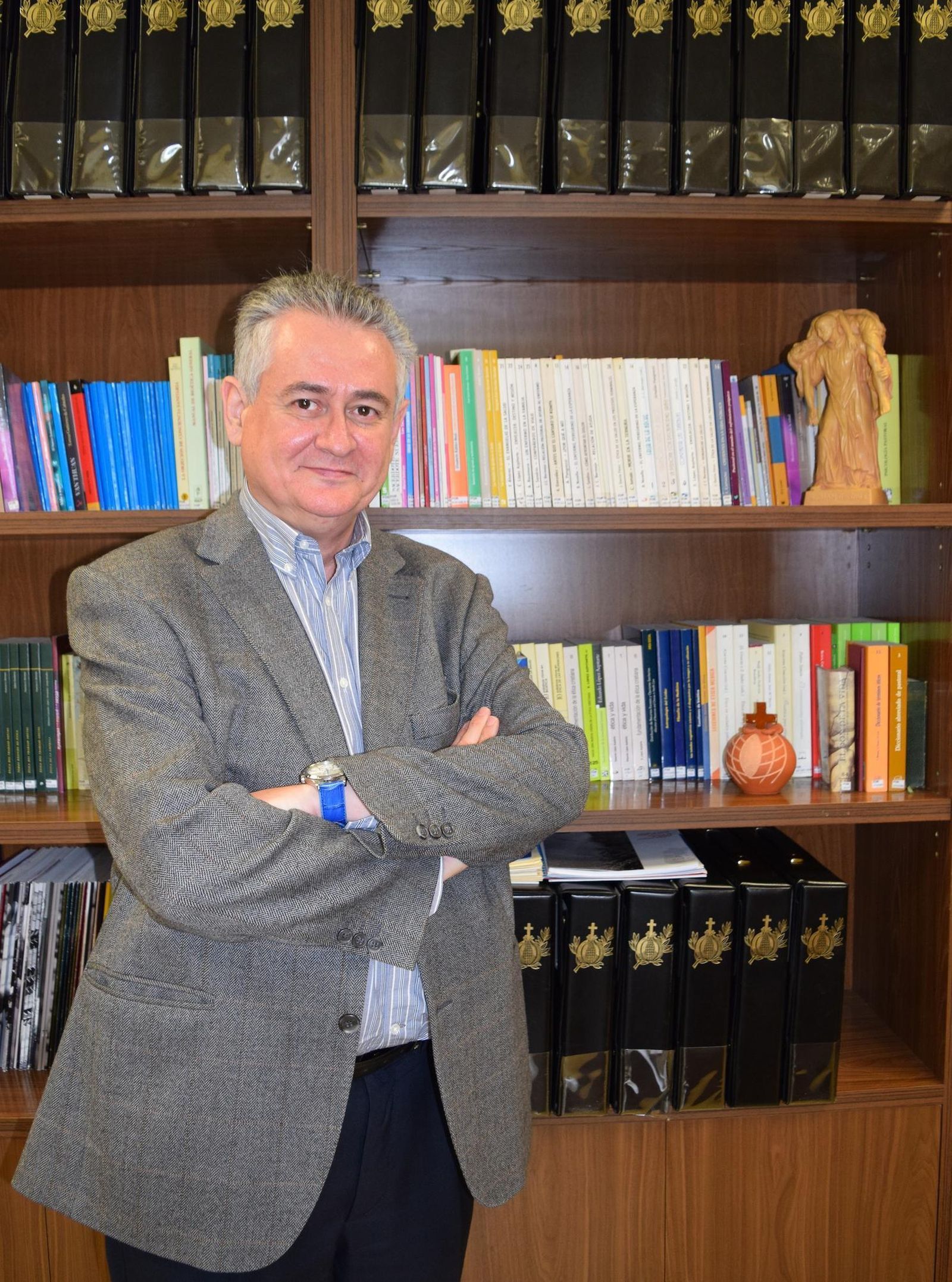 Galán participó en el Congreso de Bioética celebrado en Sevilla.