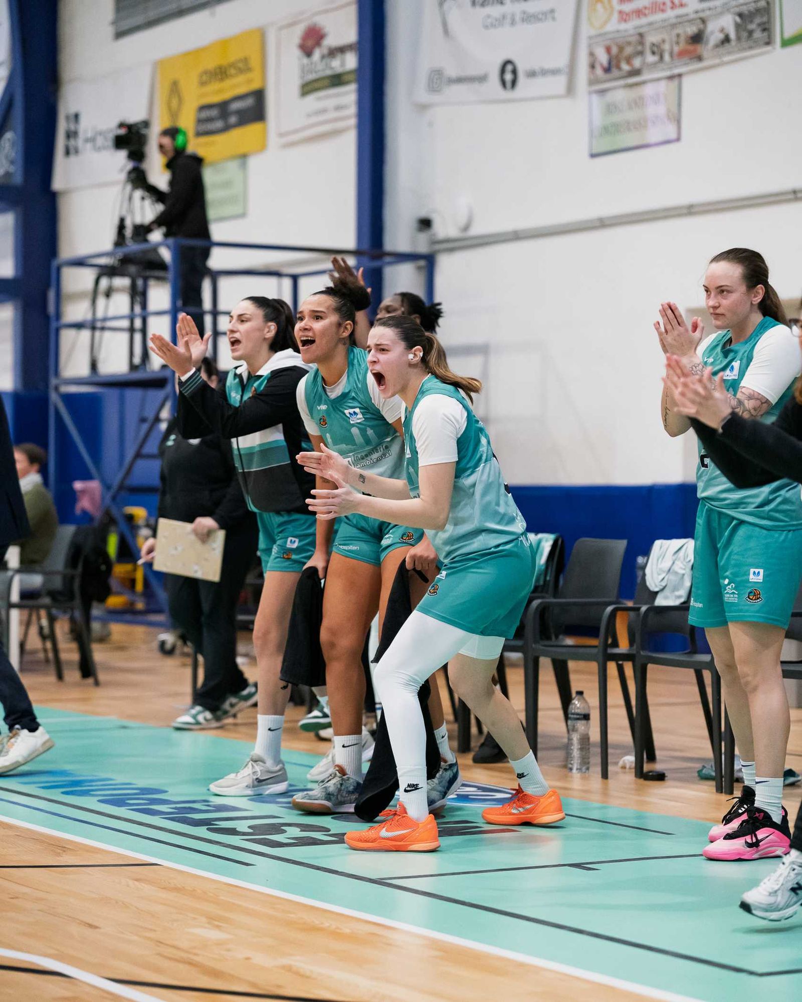 CAB Estepona-Baxi Ferrol: Partido redondo para hacer vibrar al Pineda