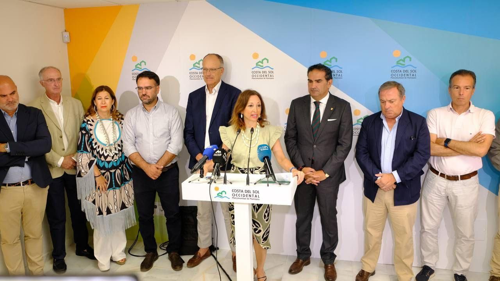 La presentación de la línea de ayudas. La presentación de la línea de ayudas.