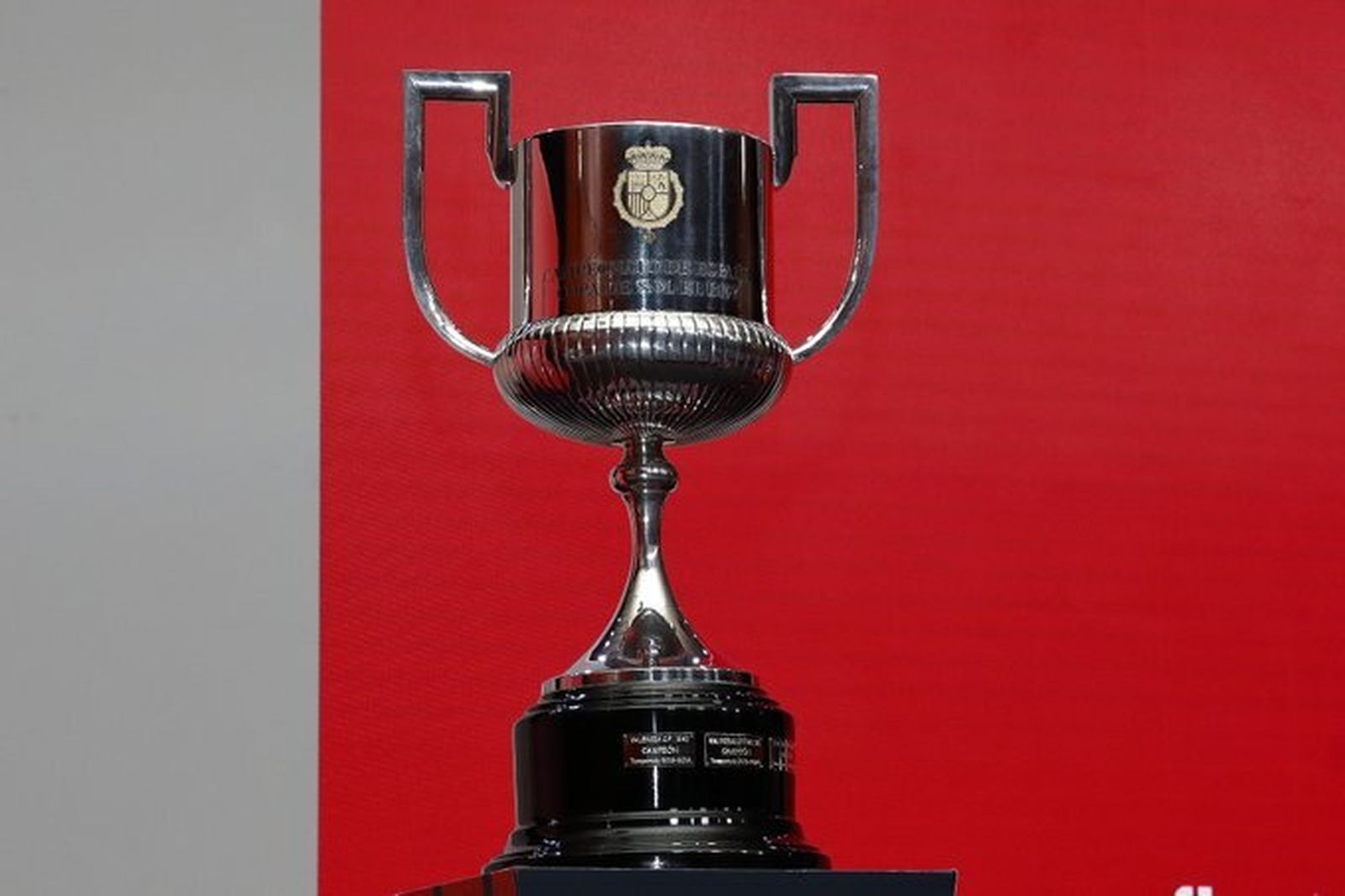 El trofeo de la Copa del Rey.