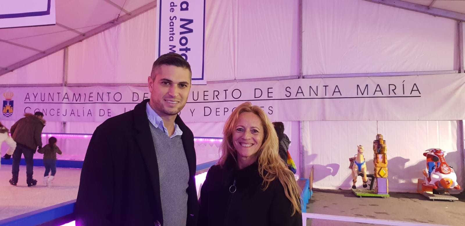 Los concejales de Deportes y Juventud, Ana Arias y su hijo Ángel González.