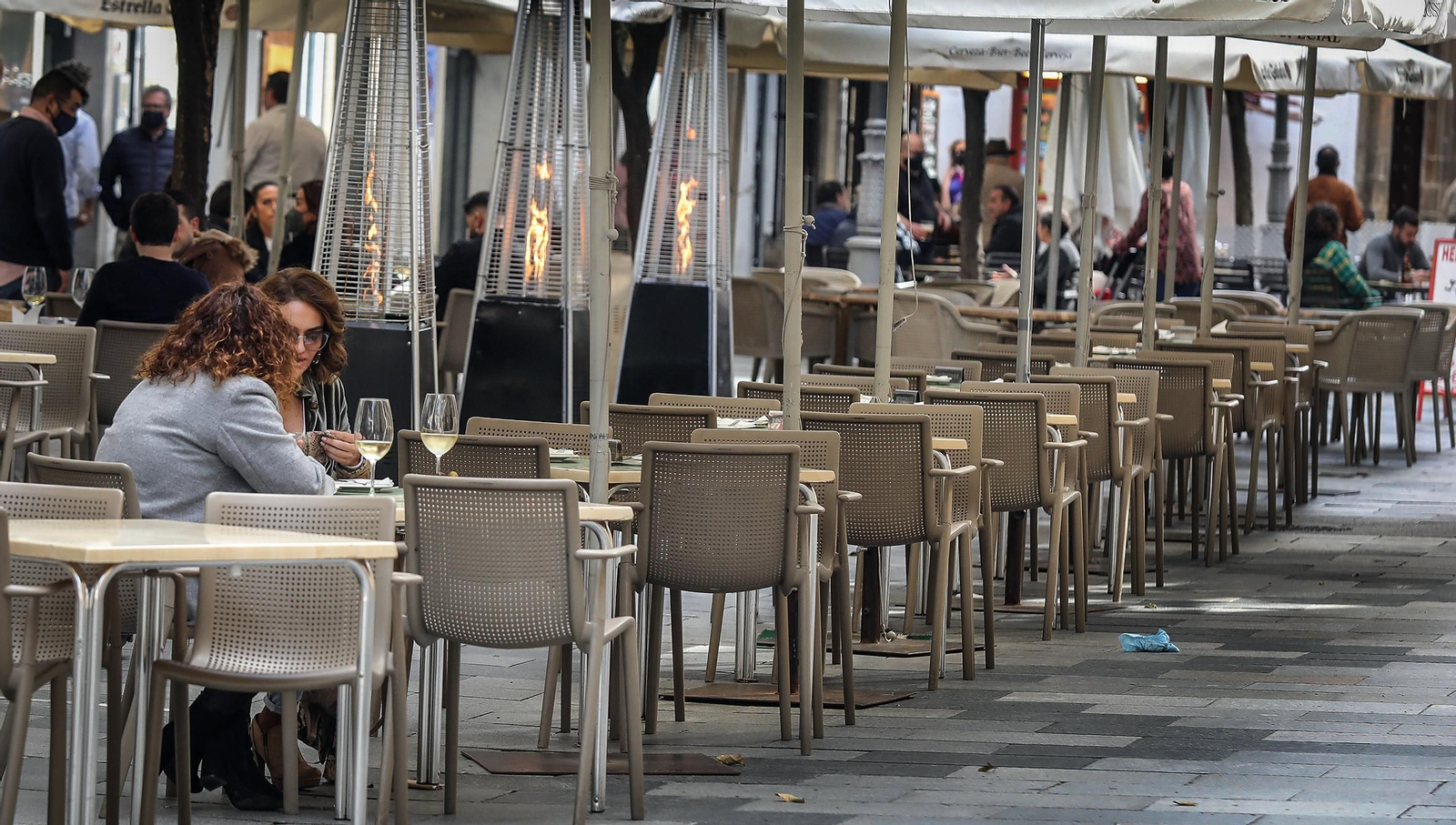 Poco ambiente en los bares del centro de Jerez