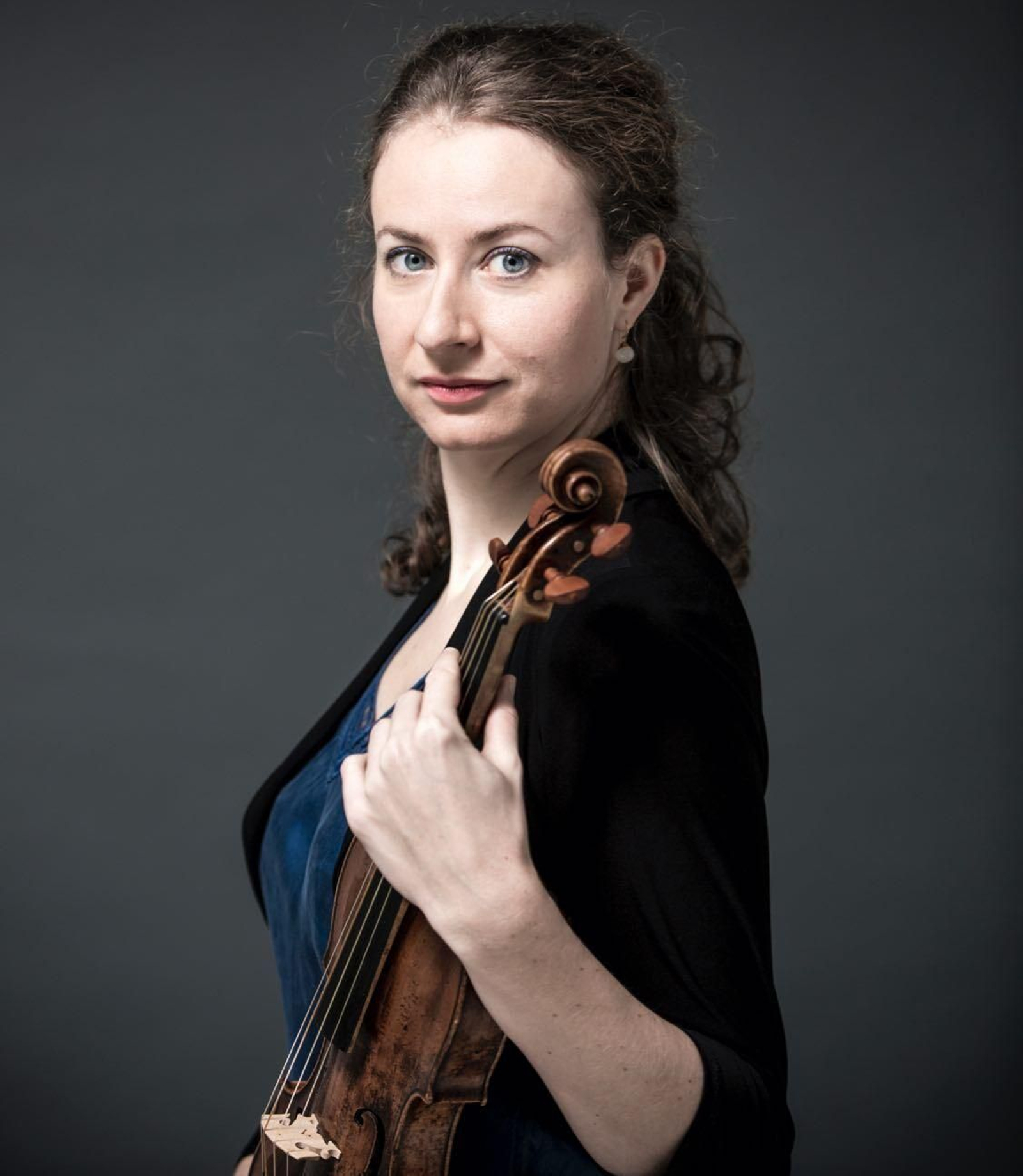 La violinista Cecilia Bernardini