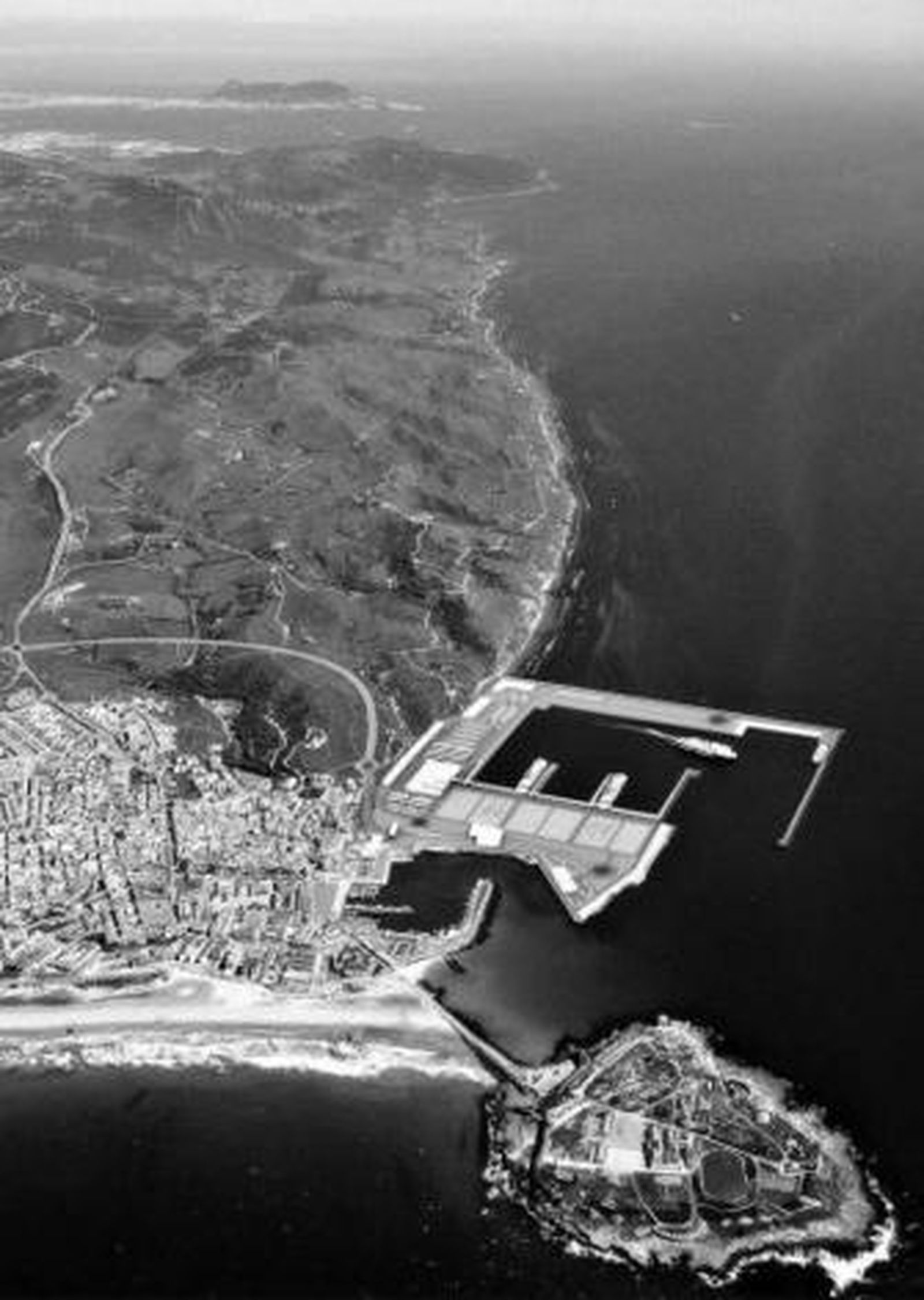 Recreación virtual de cómo quedará el puerto tras la ampliación.