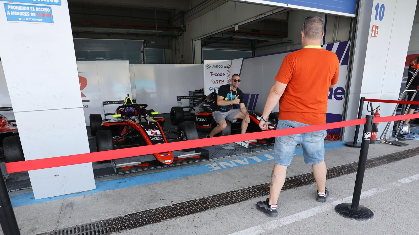 Imágenes del gran ambiente de fiesta en la Racing Weekend y el 40 aniversario del Circuito de Jerez