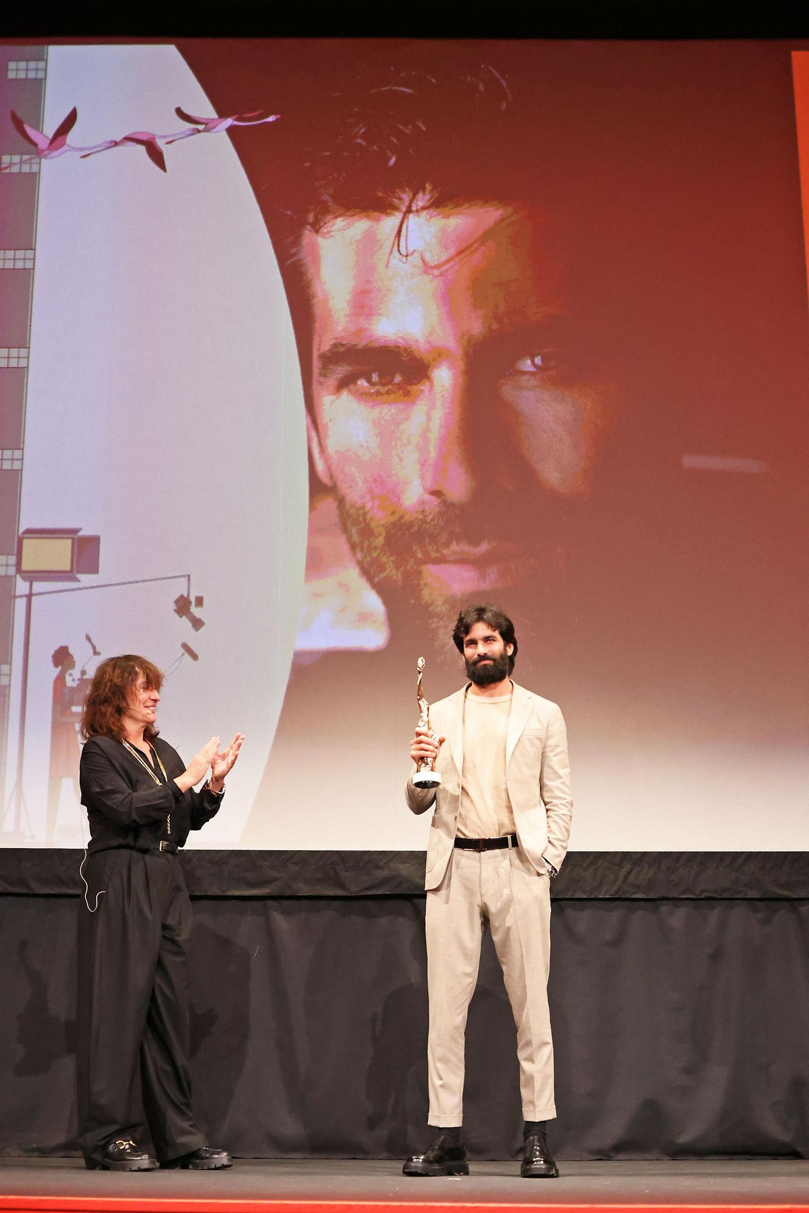 Imágenes de la entrega del Premio Luz del Festival de Cine Iberoamericano a Rubén Cortada