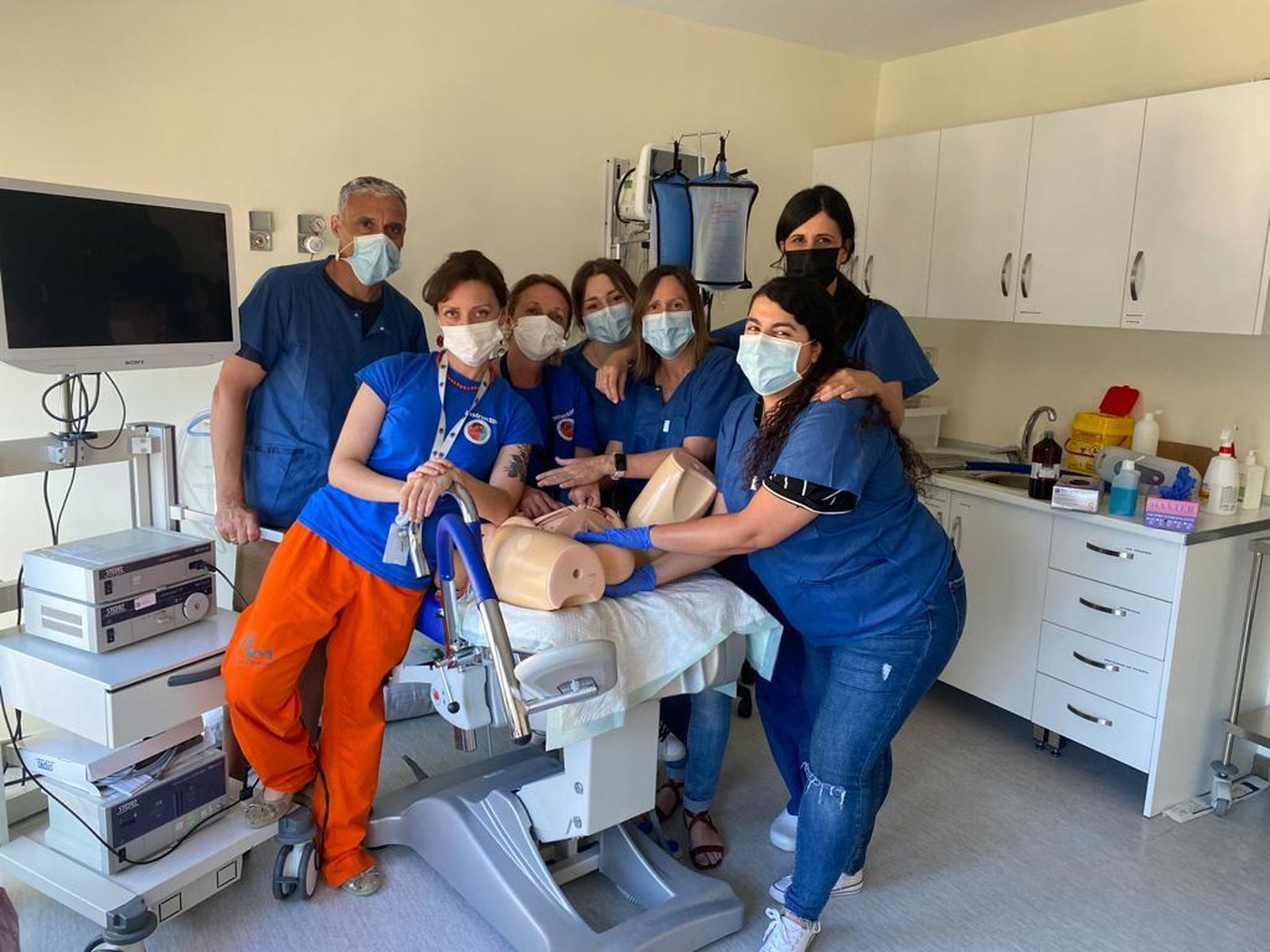 El Área Sur de Granada forma a profesionales en emergencias obstétricas por distocia de hombros