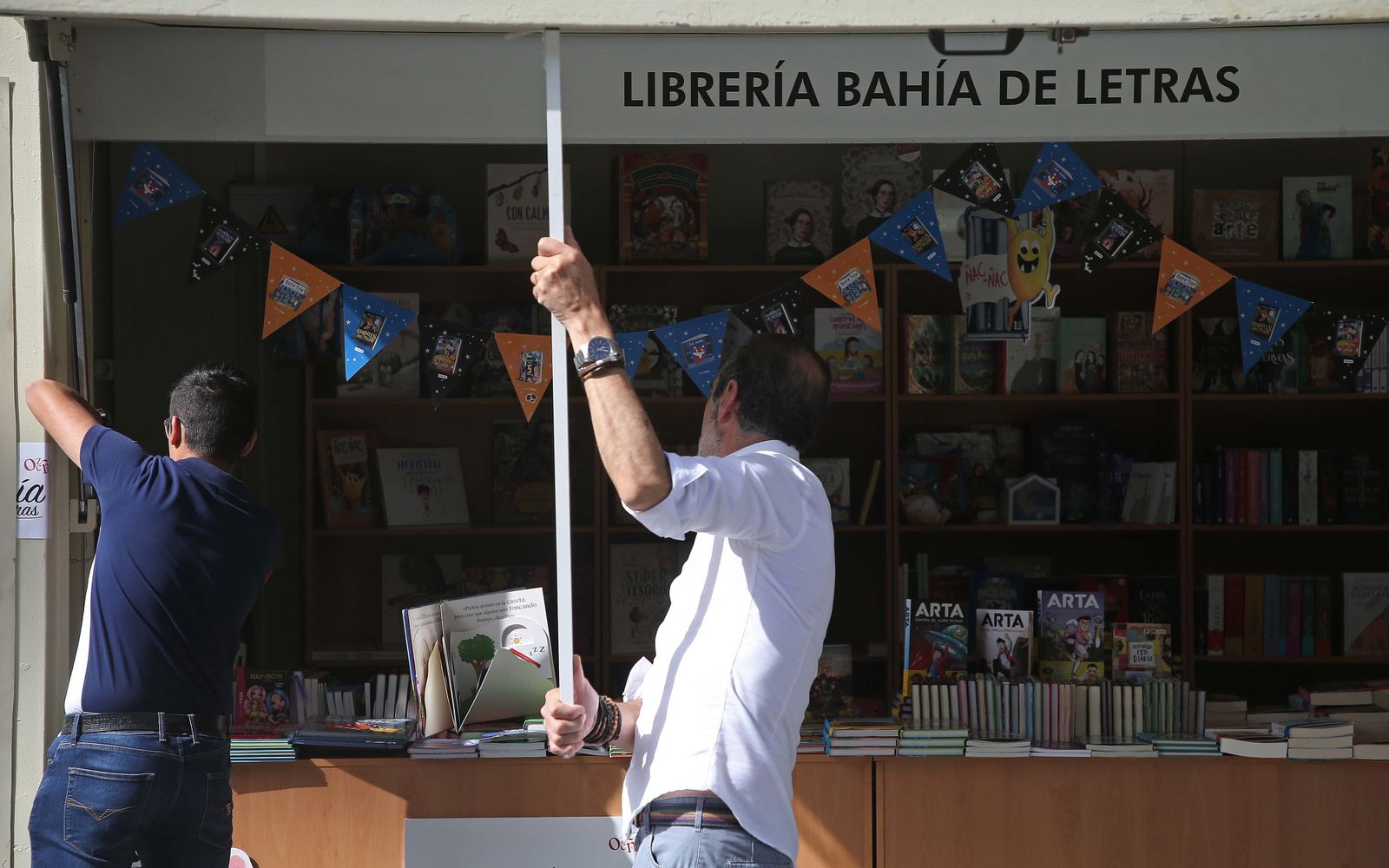 Fotos de la Feria del Libro de La Línea