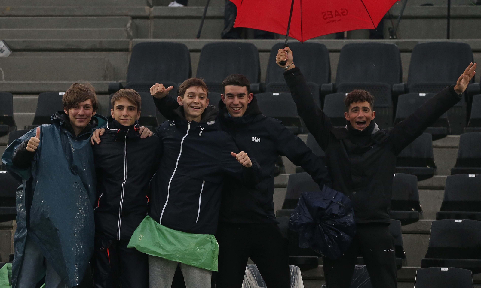 Búscate durante el Balona - Marbella en el Ciudad de La Línea