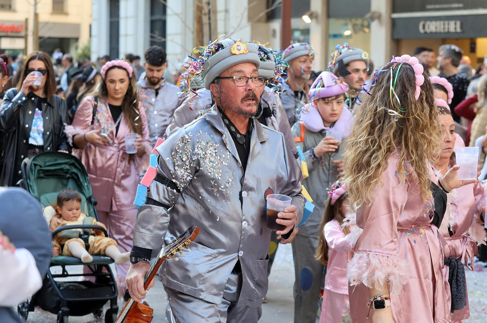 Imágenes de la cabalgata del Carnaval Colombino 2024