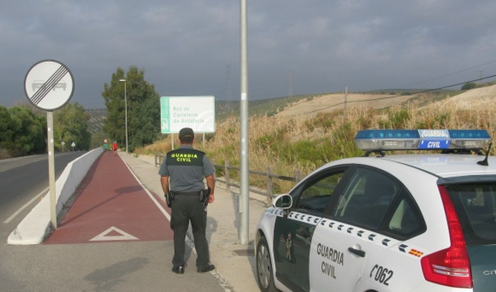 Dos detenidos por un delito continuado de robo de cable de cobre en Arcos