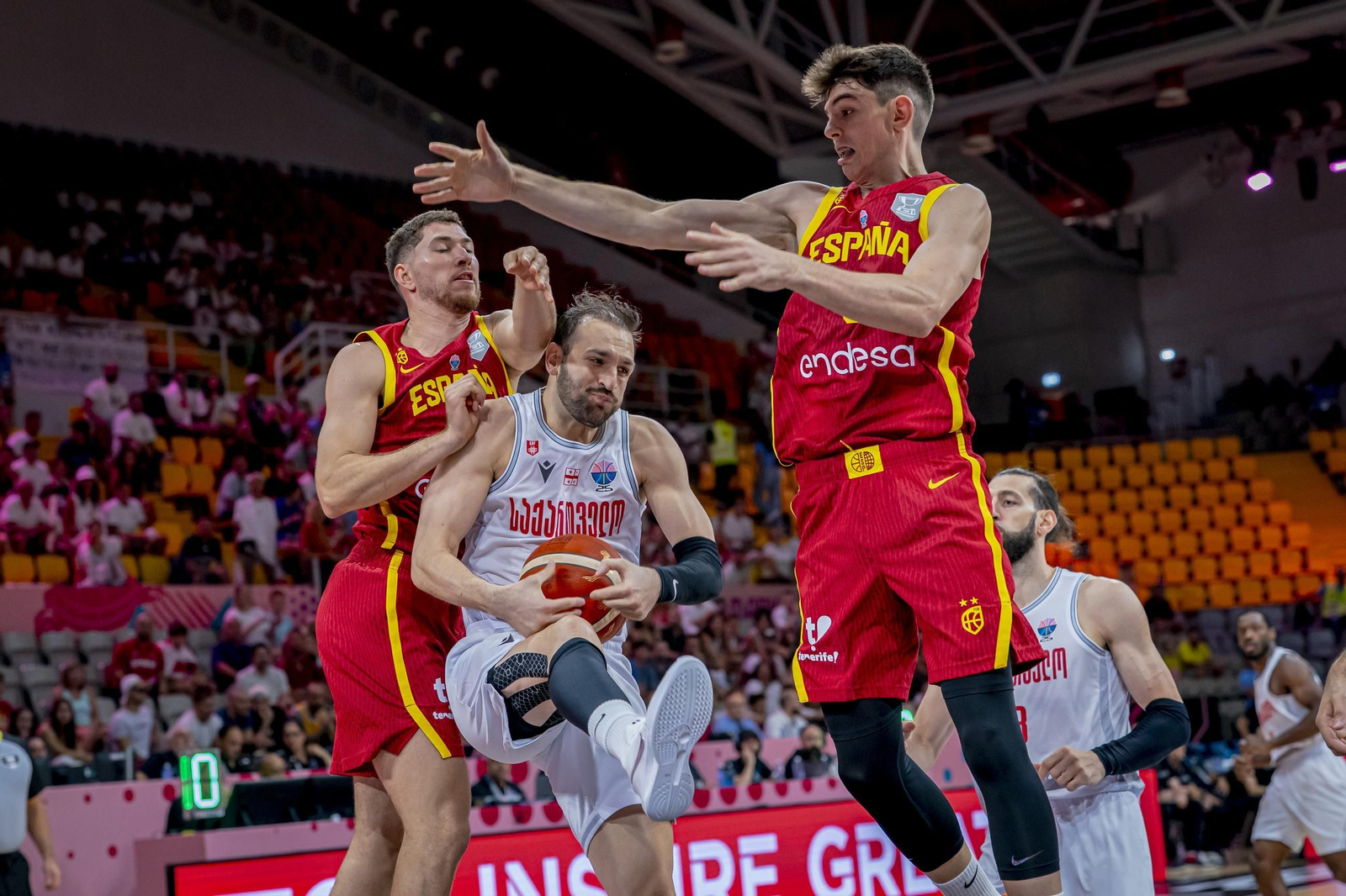 Las fotos del Georgia - España de baloncesto
