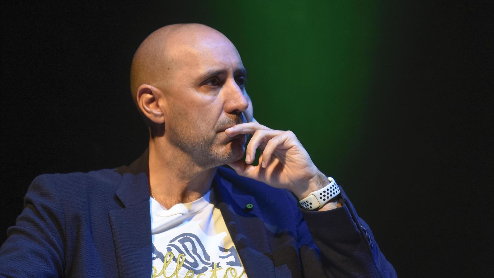 Javier Menéndez en un momento del acto.