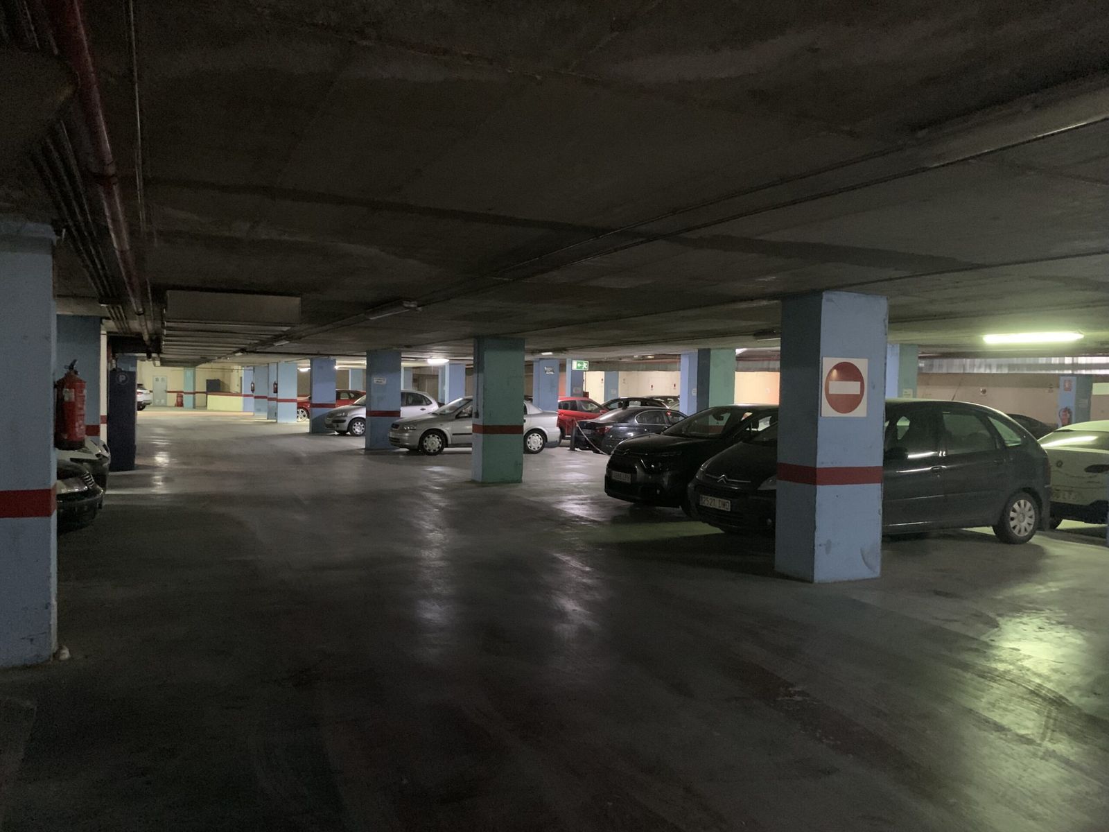 Interior del aparcamiento del Paseo del Romeral.