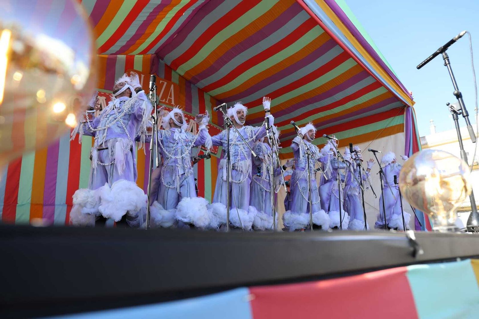 Actuación de la chirigota del Bizcocho en el Carnaval de San Fernando de 2023