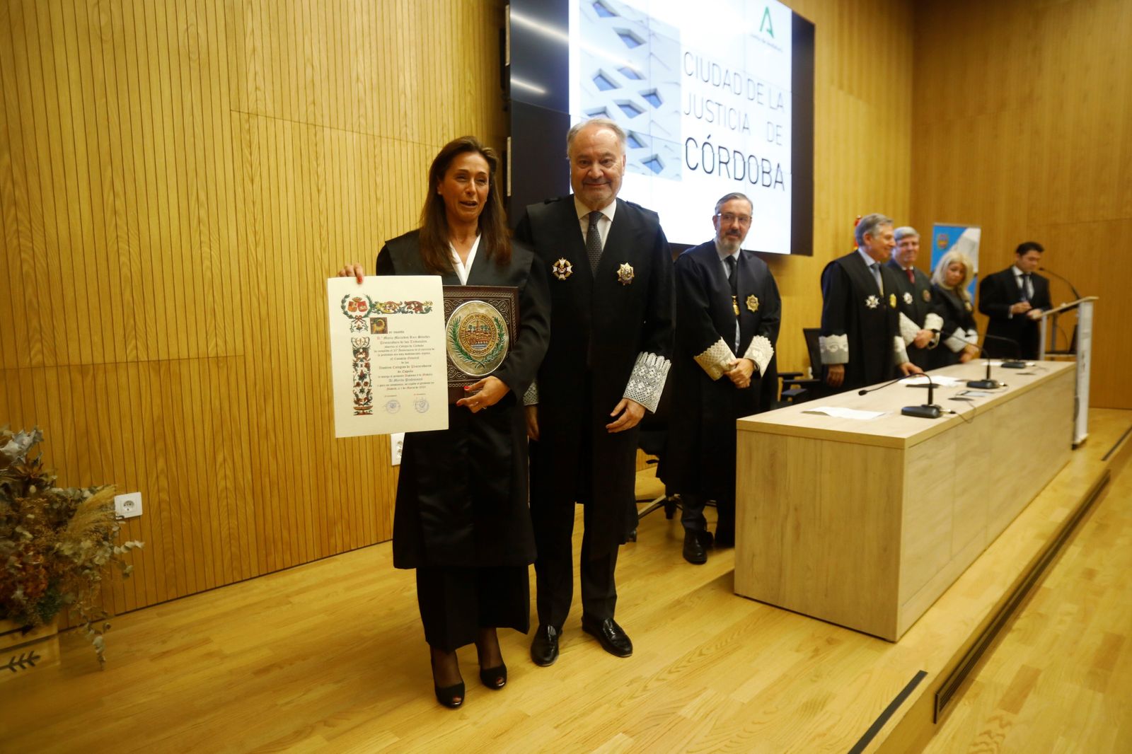 Las imágenes del reconocimiento a los procuradores de Córdoba en el día de su patrona