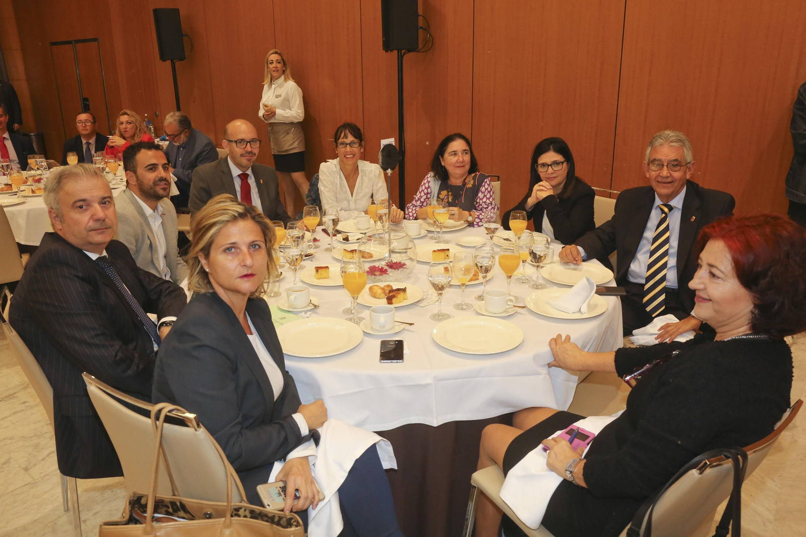 Desayuno informativo del Grupo Joly con el delegado del Gobierno en Andalucía