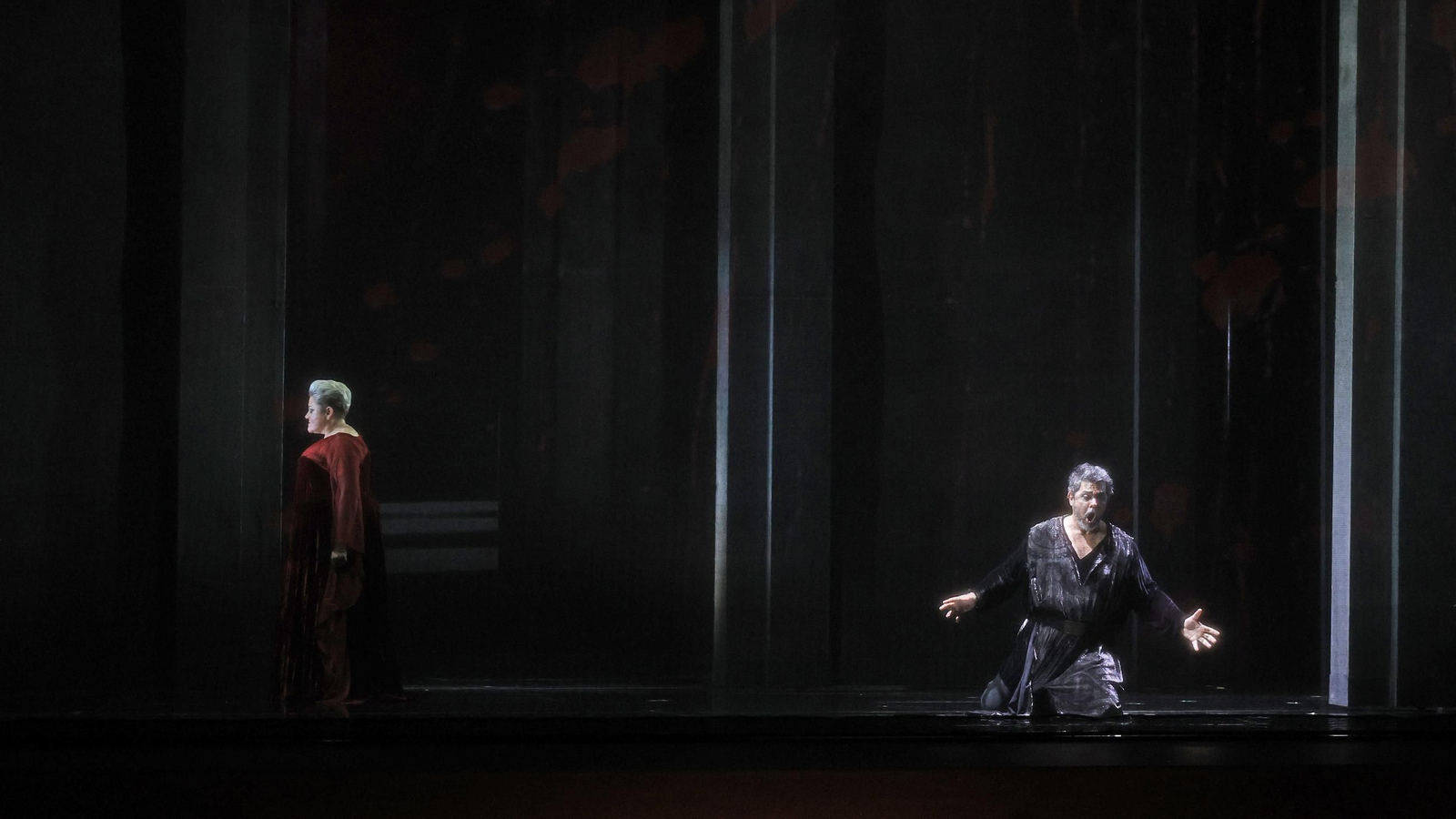 Imágenes de la ópera Macbeth en el Teatro Villamarta de Jerez