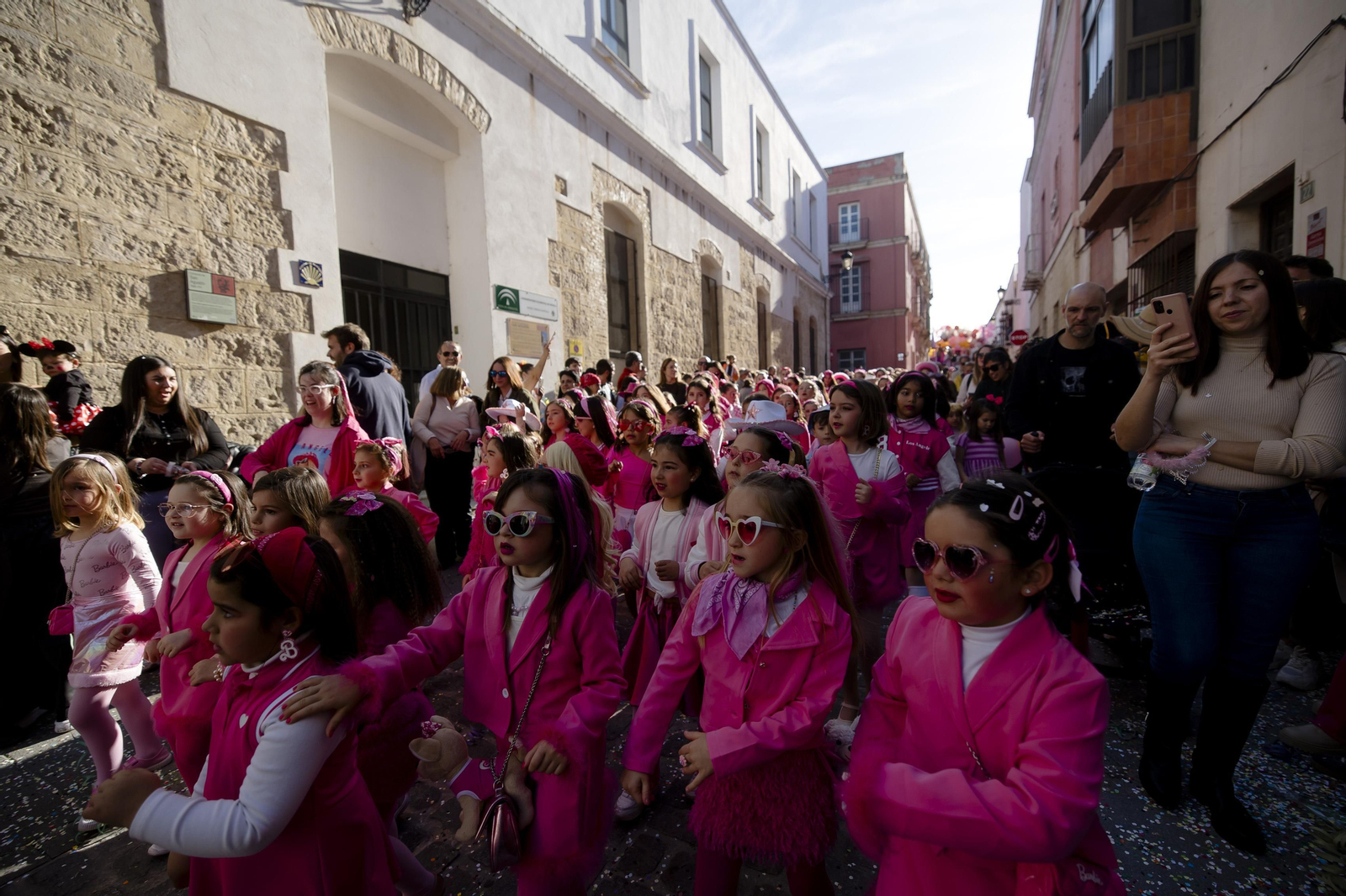 Búscate en las imágenes de la cabalgata de carnaval del Puerto de Santa María
