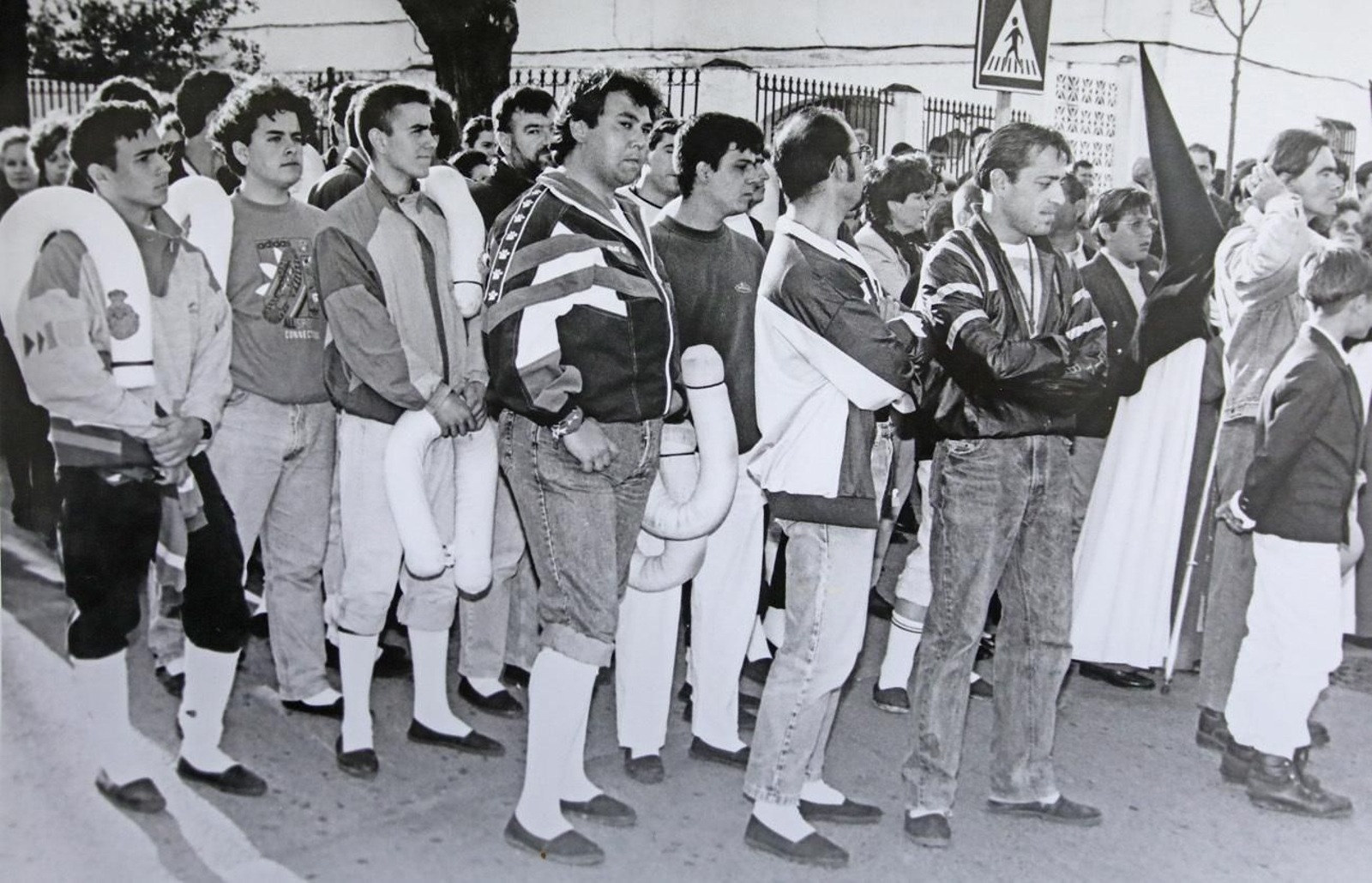 La cuadrilla de hermanos costaleros de la Candelaria