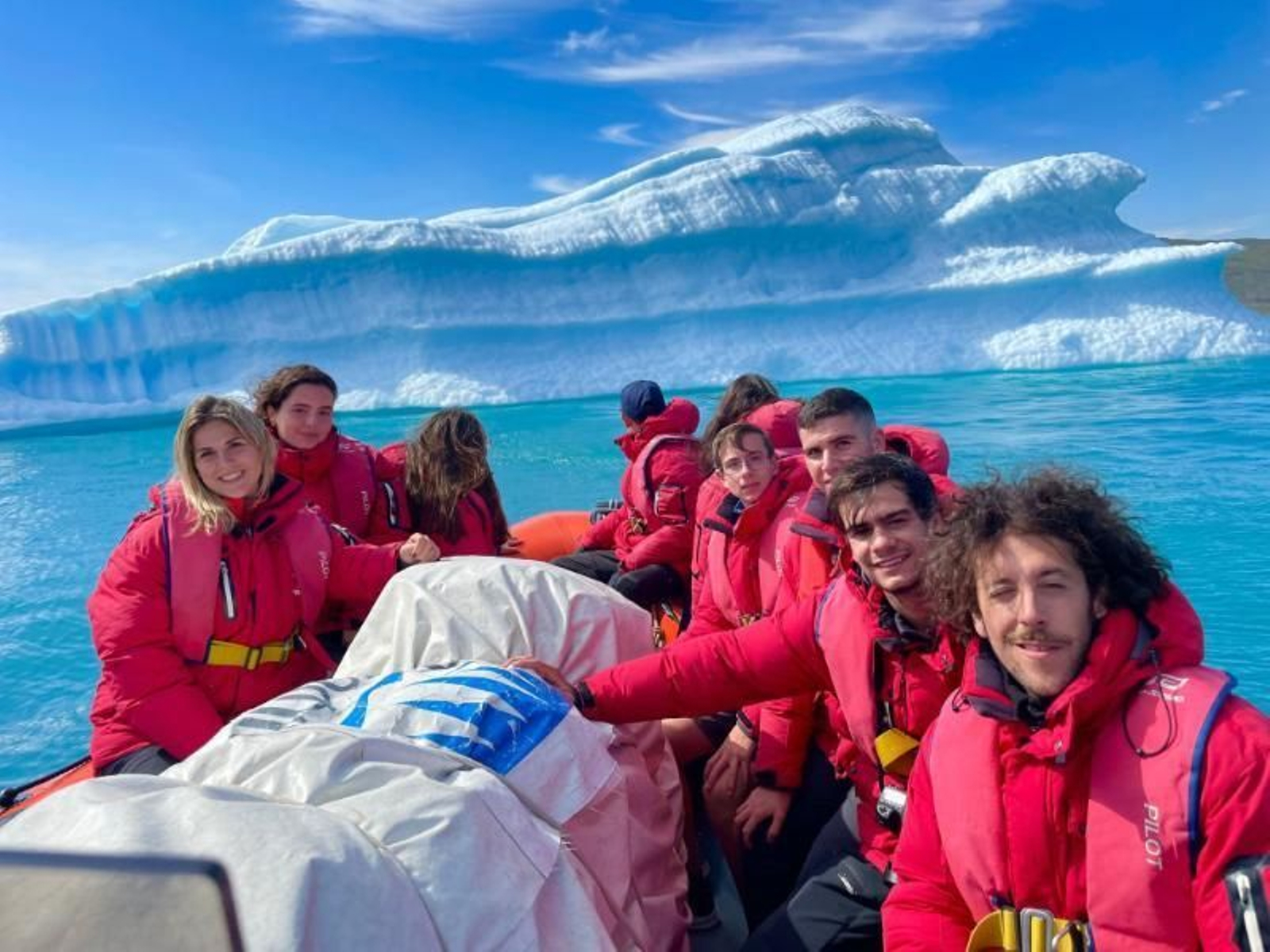 Los jóvenes de la expedición Desafío Ártico, en Groenlandia Los jóvenes de la expedición Desafío Ártico, en Groenlandia