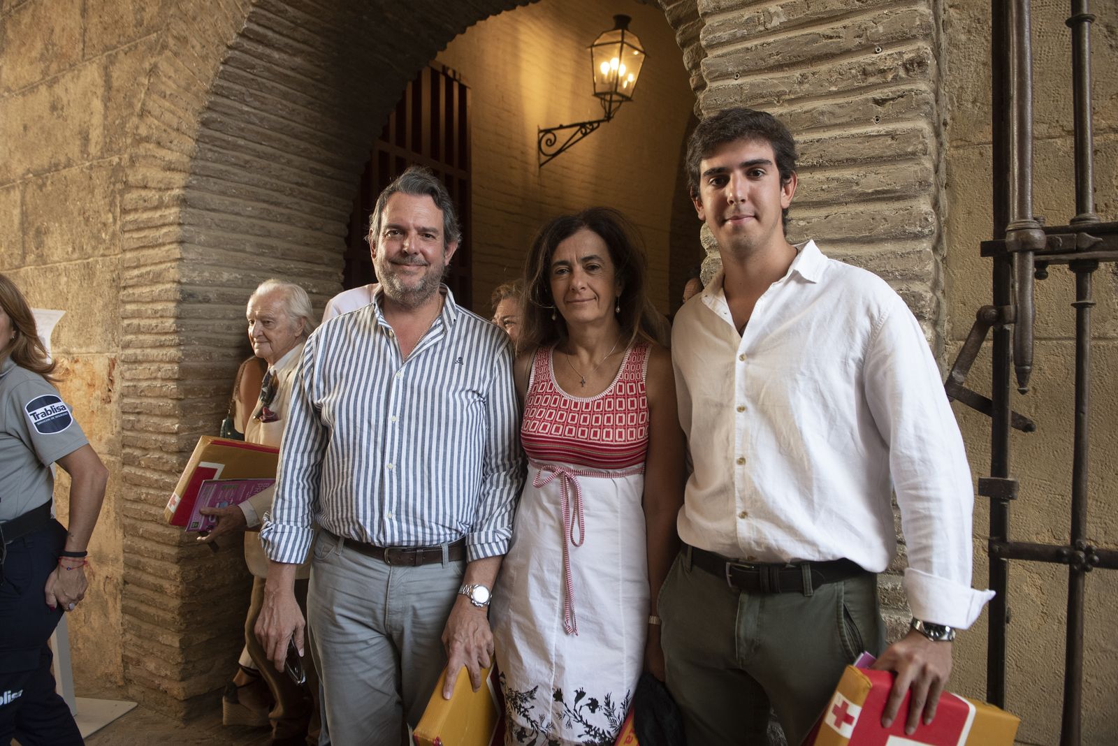 Antonio Somé, Pilar Parra y Antonio Somé