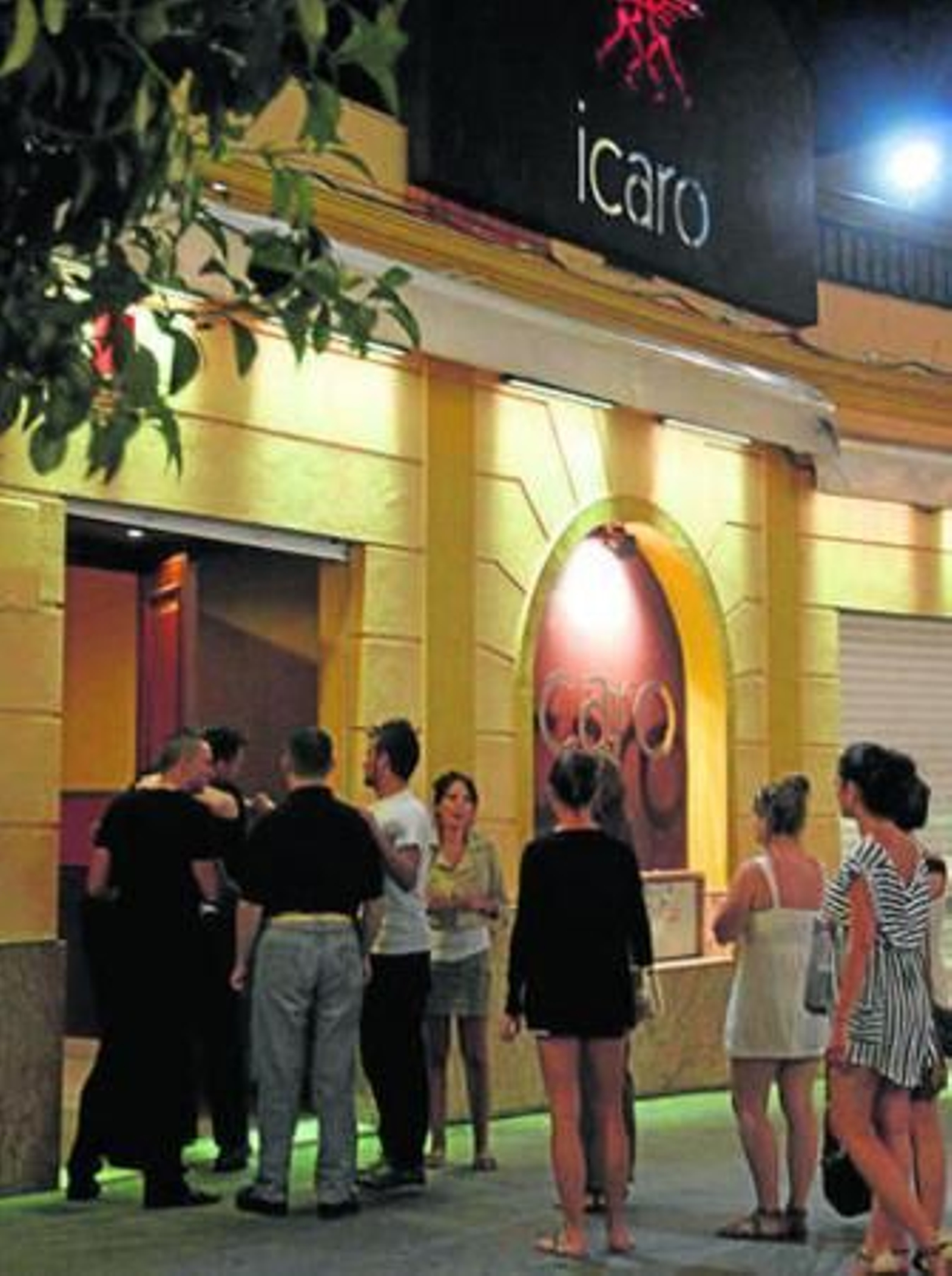 MILyUNA NOCHESen la costa gaditana