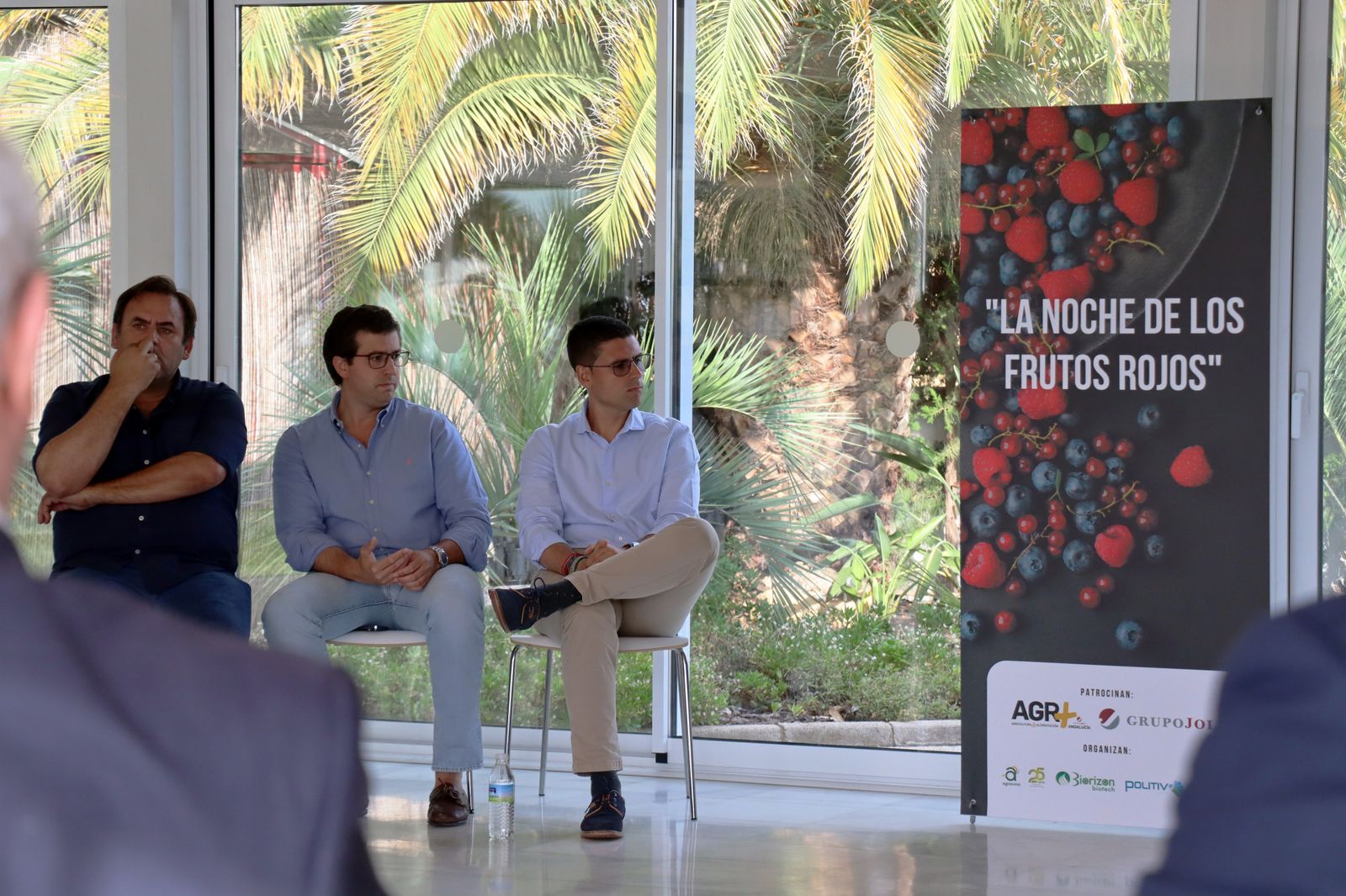 Imágenes del debate de "La Noche de los Frutos Rojos"