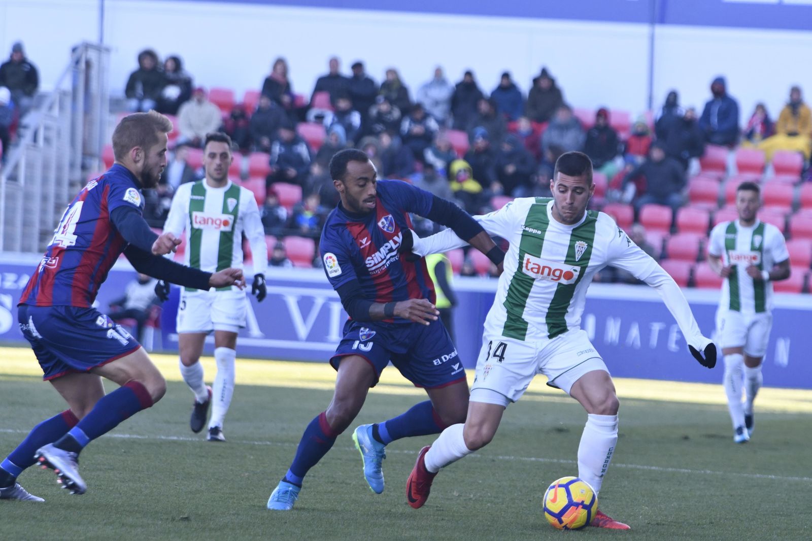 Las imágenes del Huesca-Córdoba