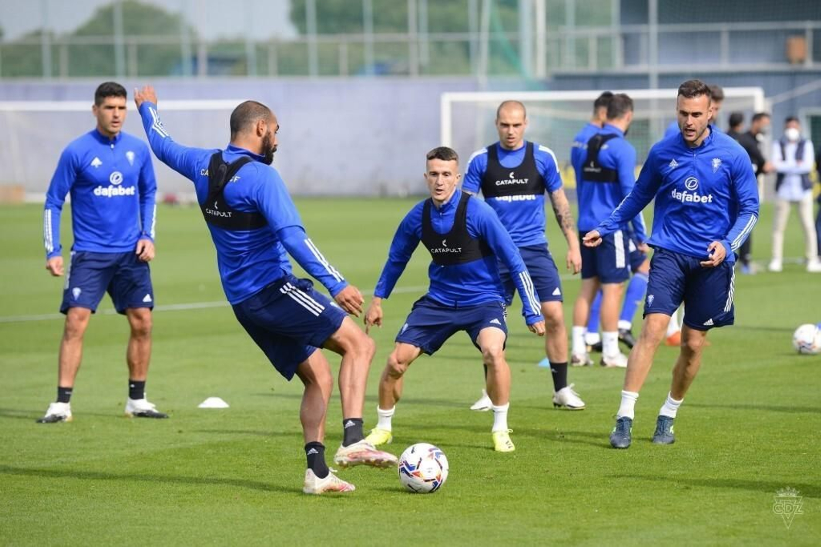 Cala (d) está por ahora al margen del grupo.