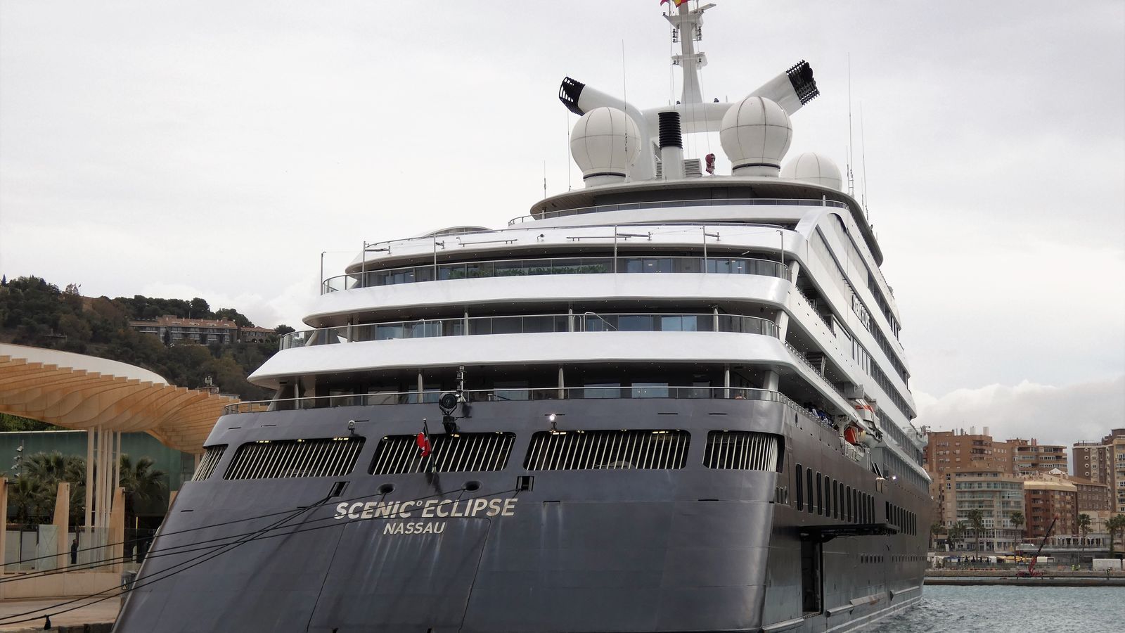 Detalle de la popa del Scenic Eclipse.