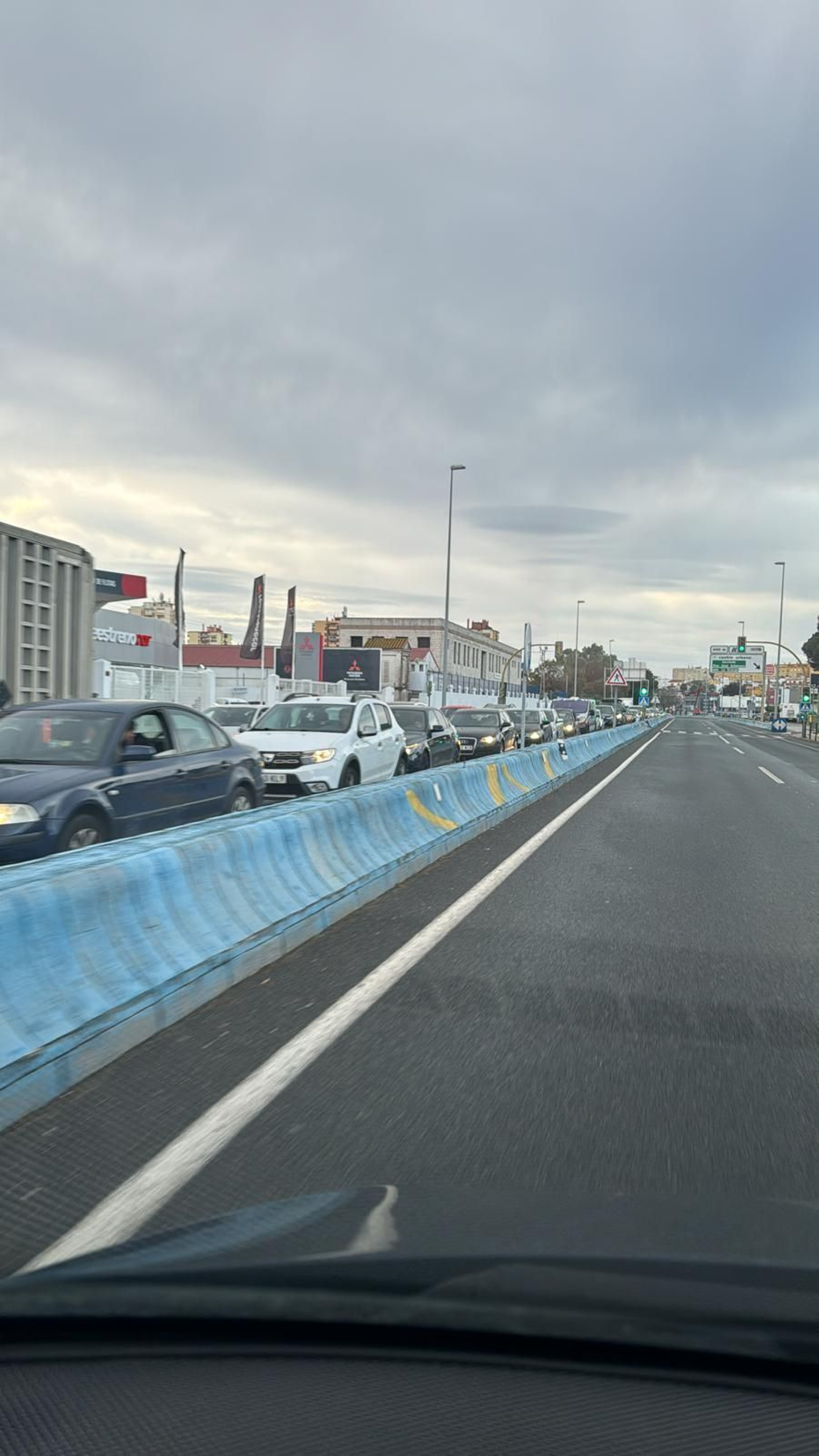 Colas en la autovía.