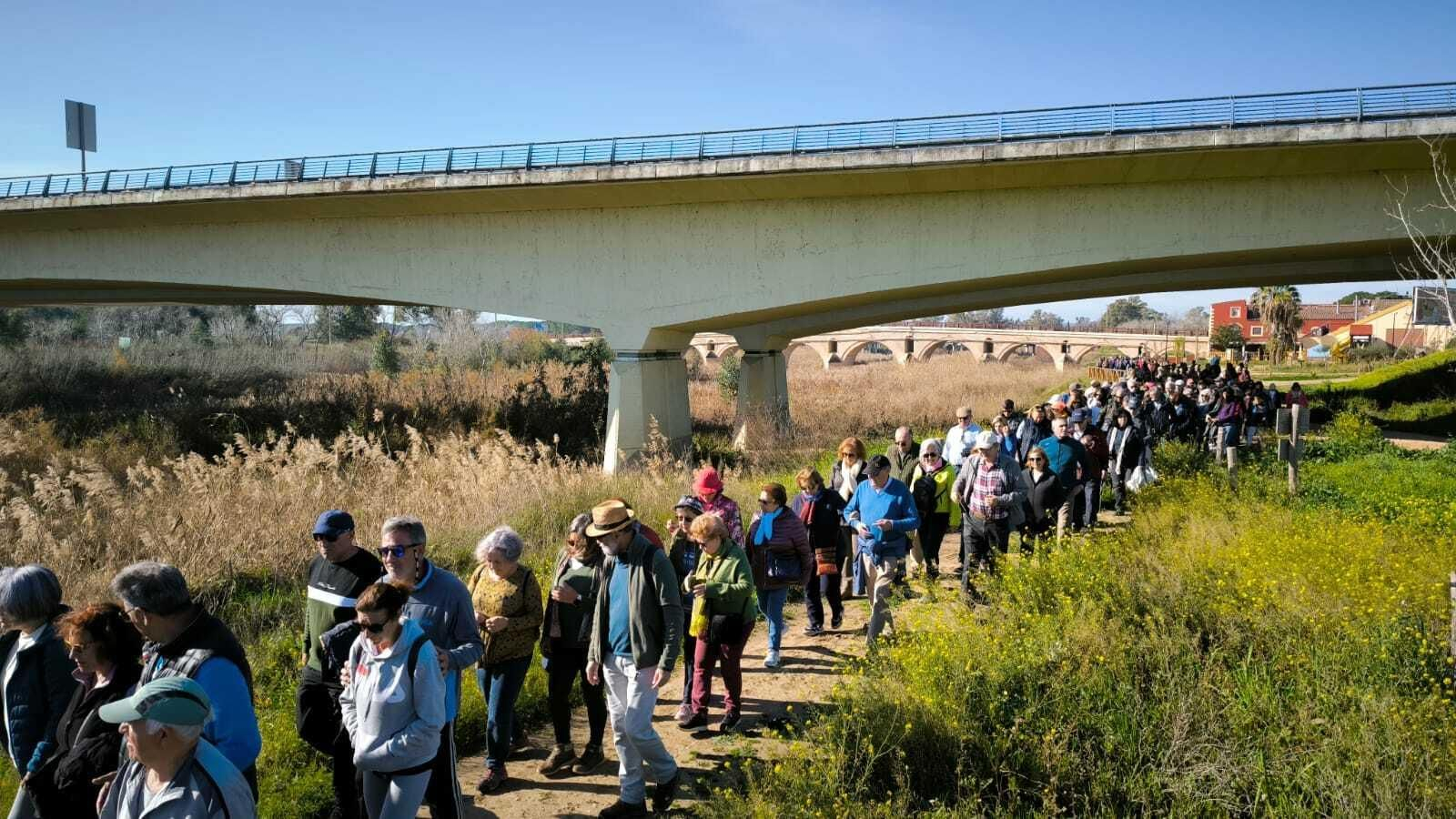 Una imagen del paseo por el Guadalete organizado por Ecologistas en Acción.