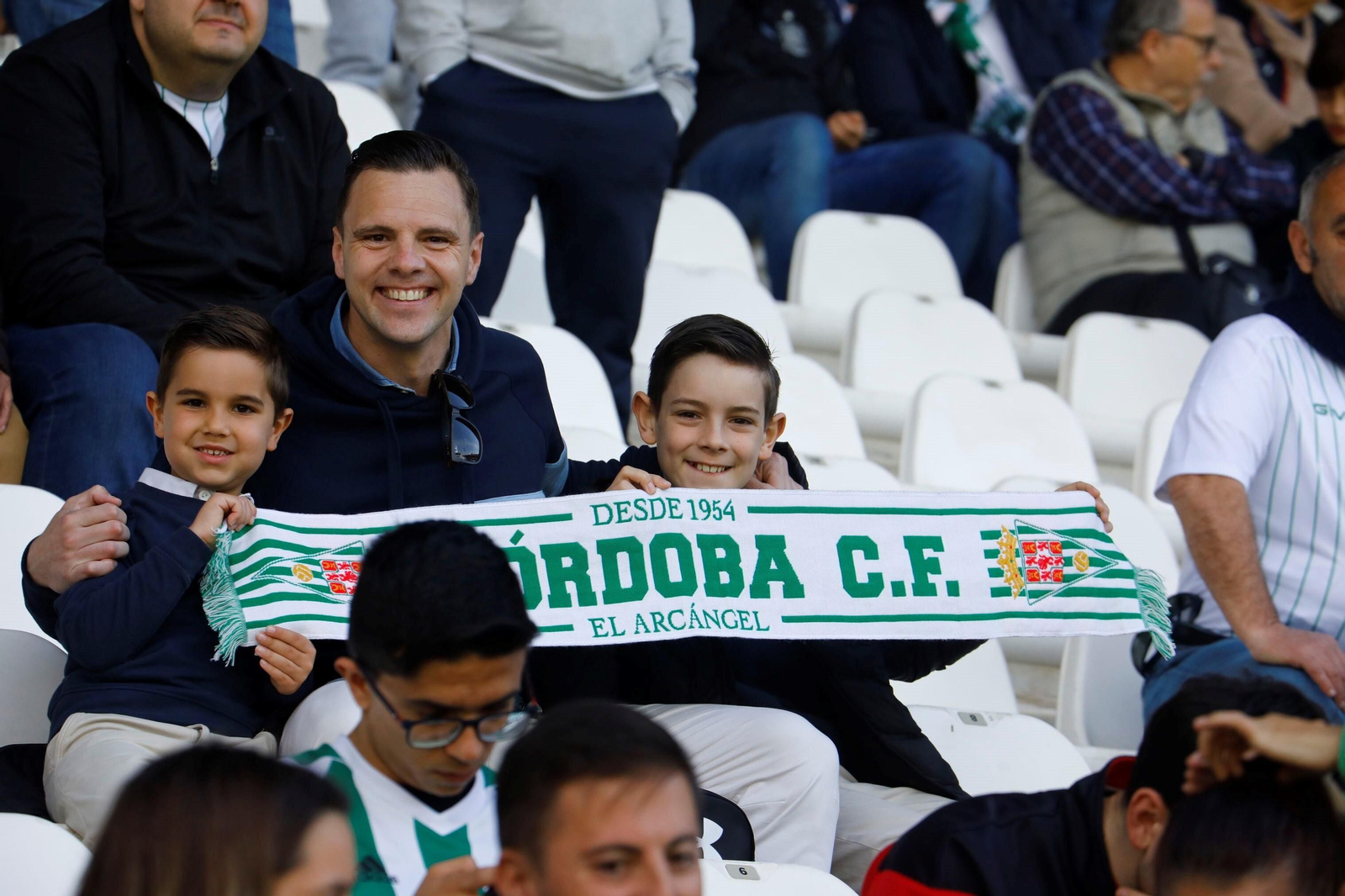 Las mejores fotos del ambiente en El Arcángel en el Córdoba CF - Ceuta