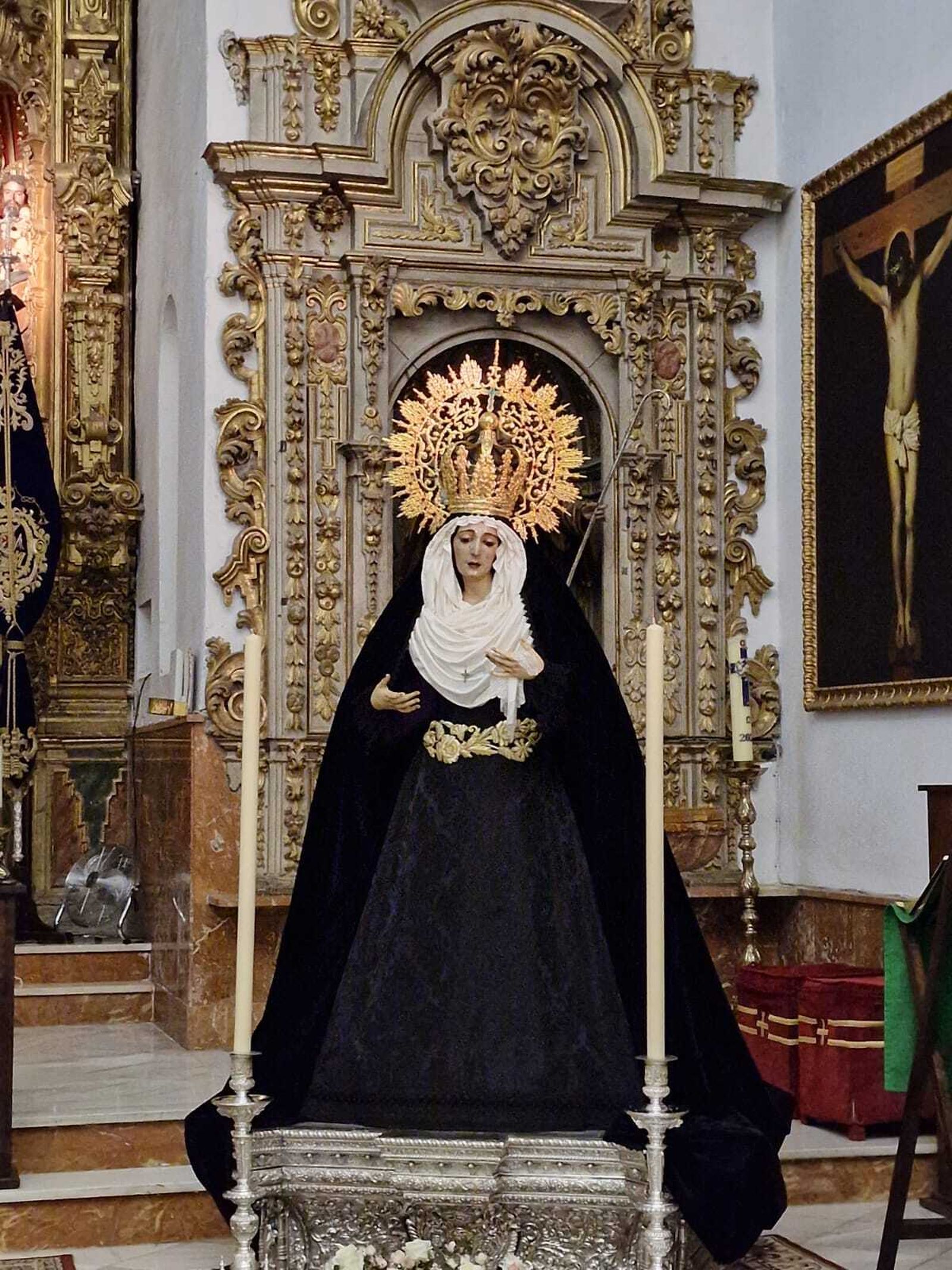 María Santísima de la Amargura de luto.