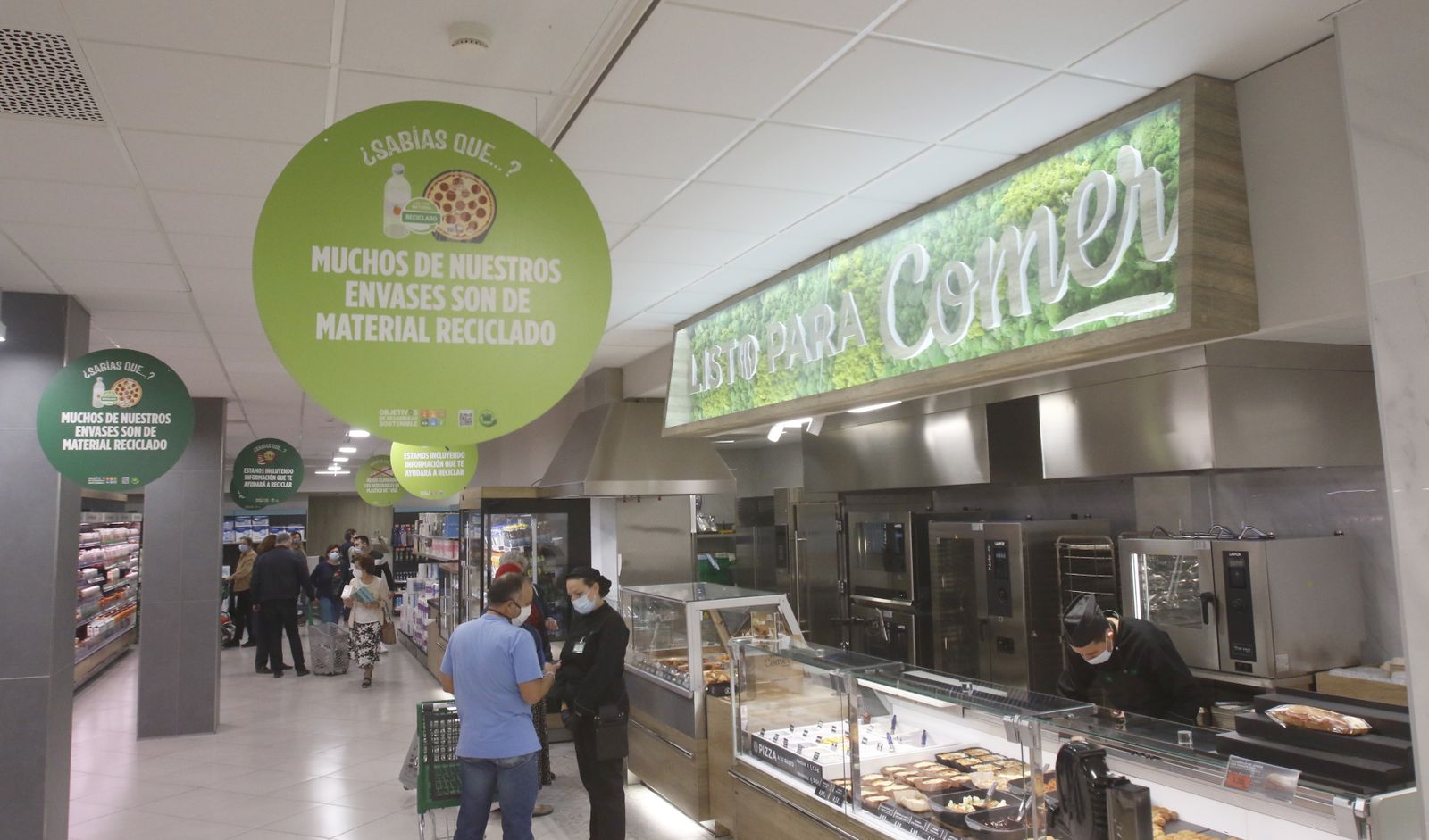 Interior de un supermercado de Mercadona.